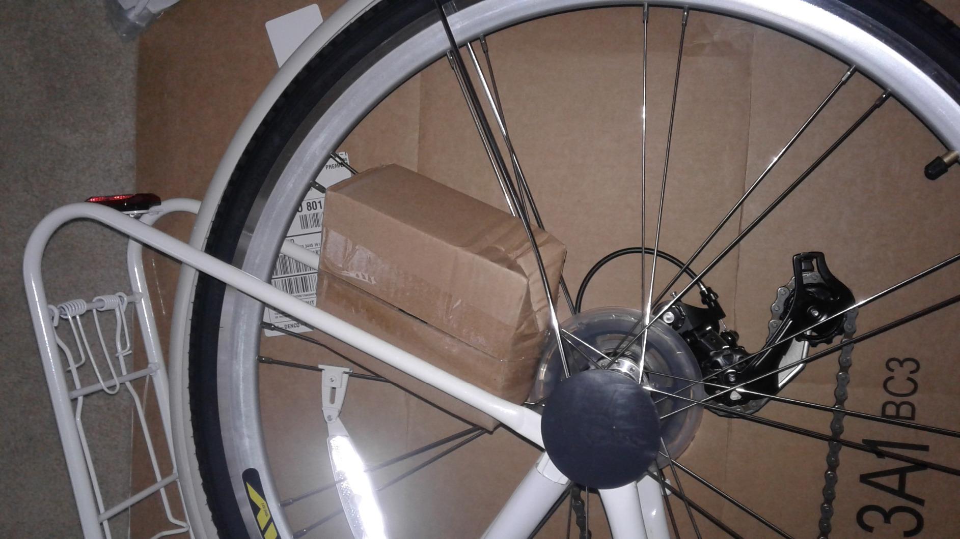 Schwinn Discover Hybrid Bike, 700C Wheels, Aluminum Frame, Suspension Fork, swept-back Bars and Suspension Seat Post customer photo 2