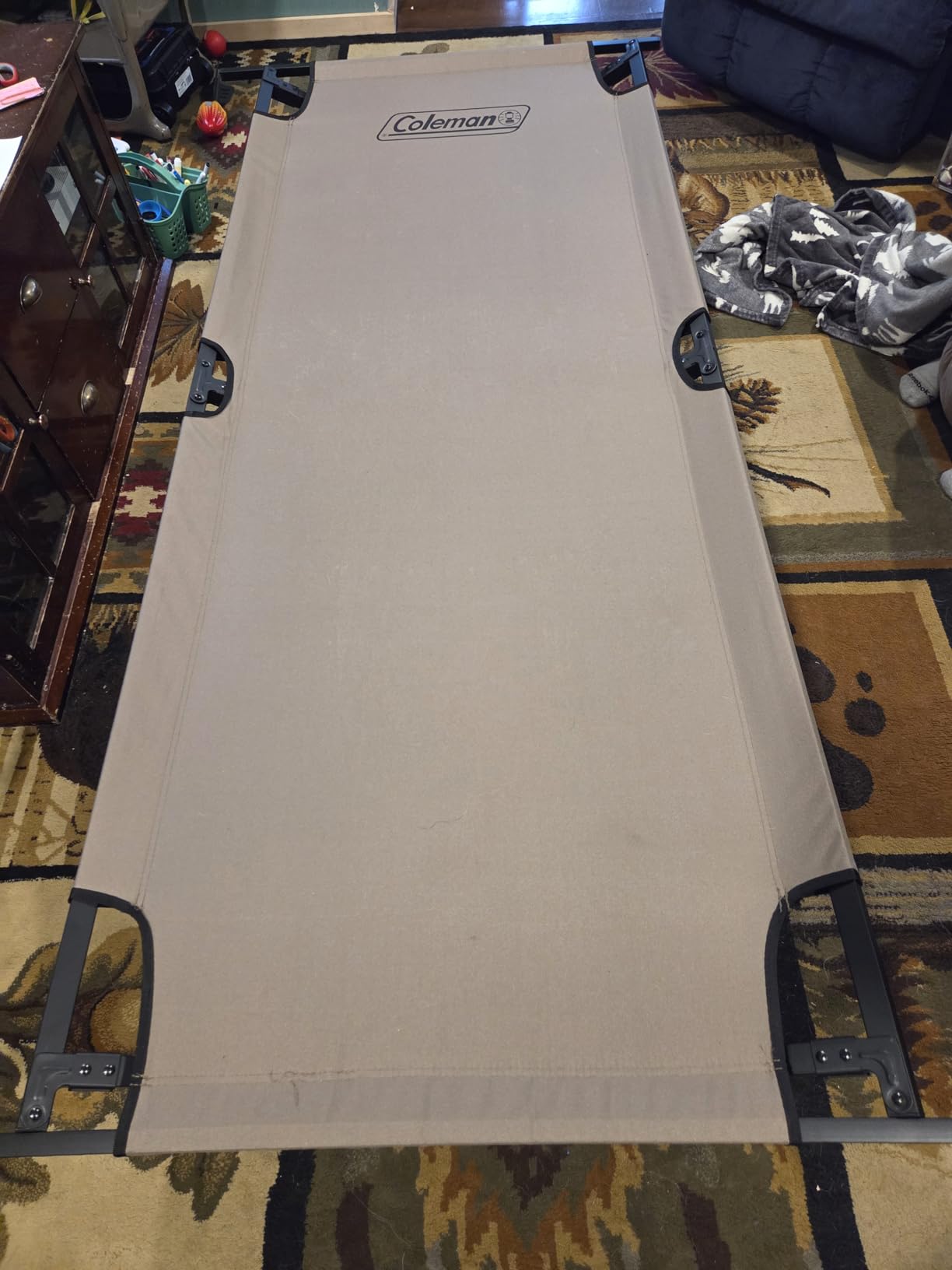 Coleman Trailhead II Large Folding Cot with Easy Setup & Takedown, Supports Adults up to 6ft 2in or 300lbs customer photo 1