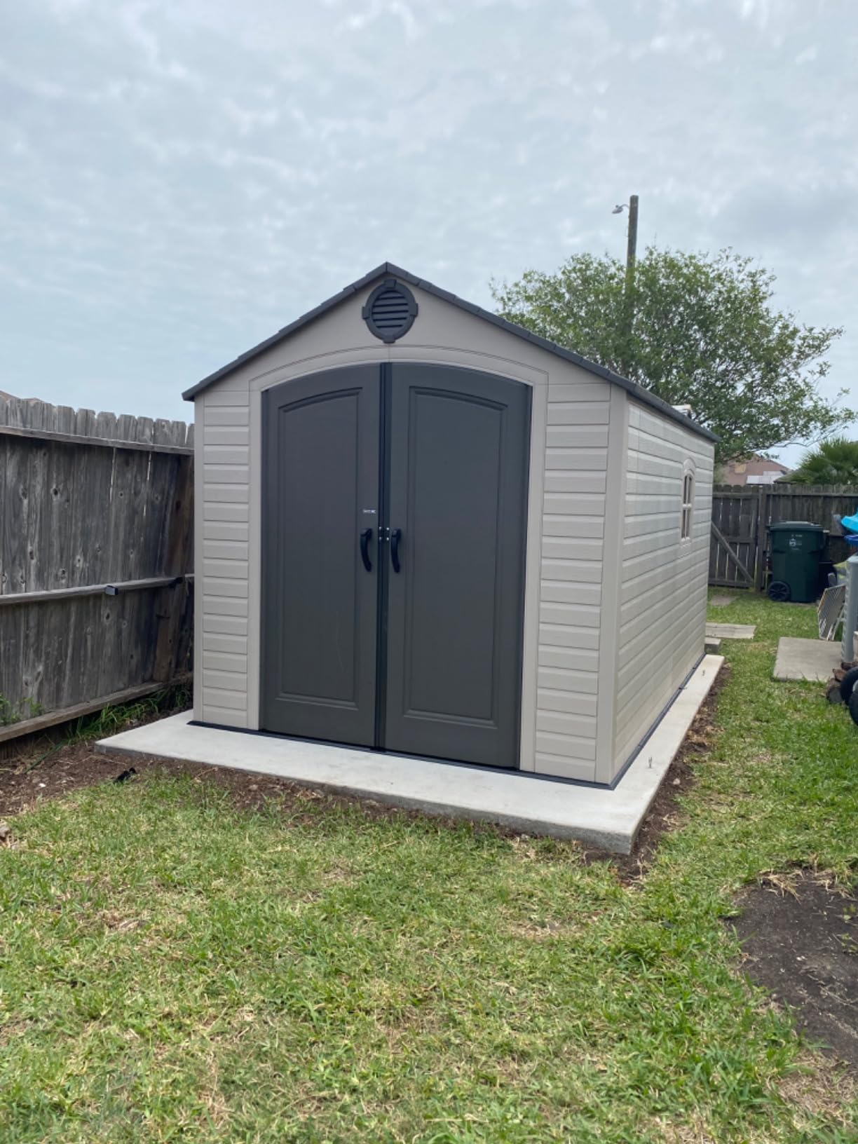 Lifetime 6402 Outdoor Storage Shed, 8 by 12.5 Feet; 2 windows customer photo 1