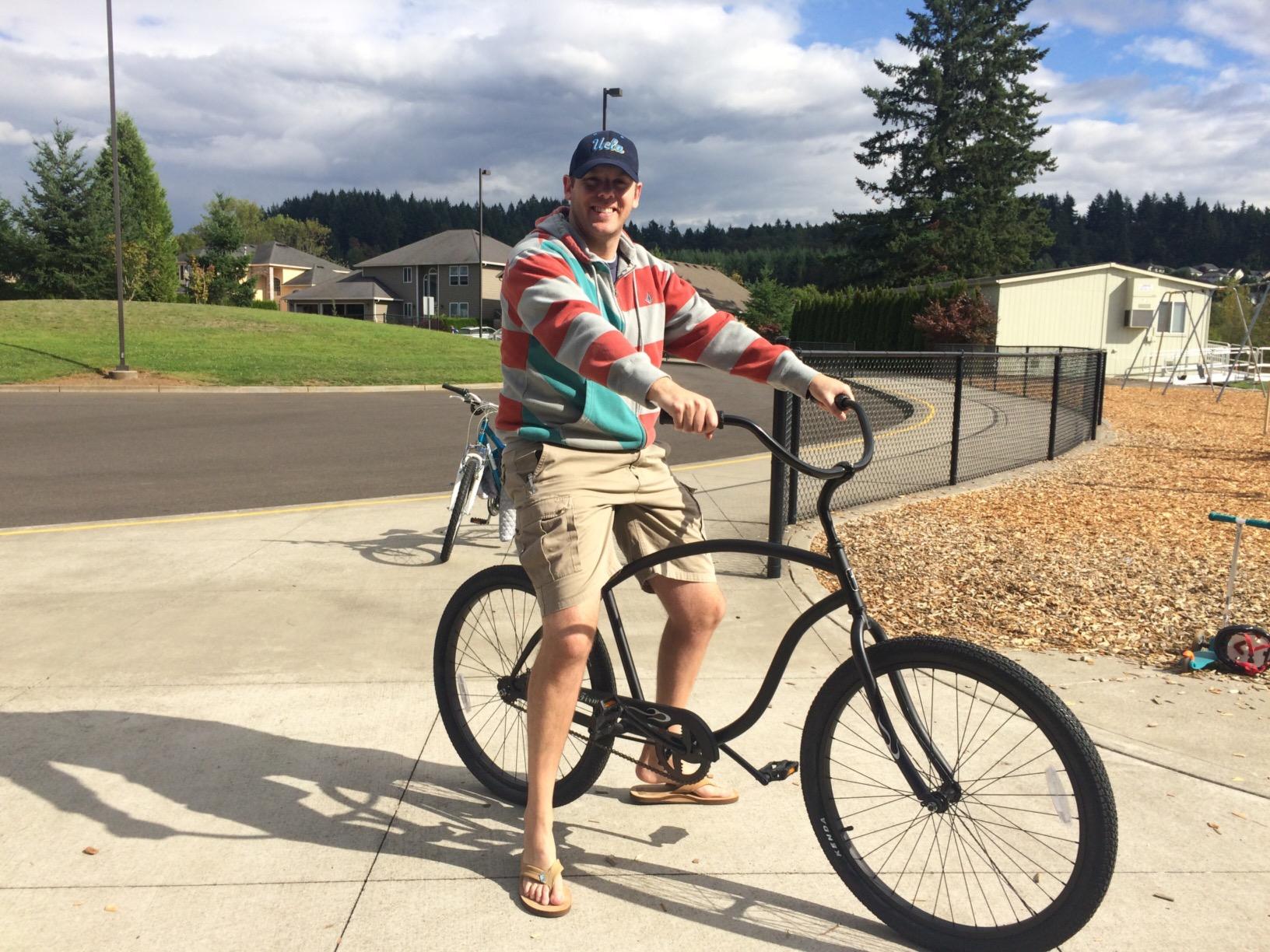 Firmstrong Chief Man Beach Cruiser Bicycle, 26-Inch customer photo 2