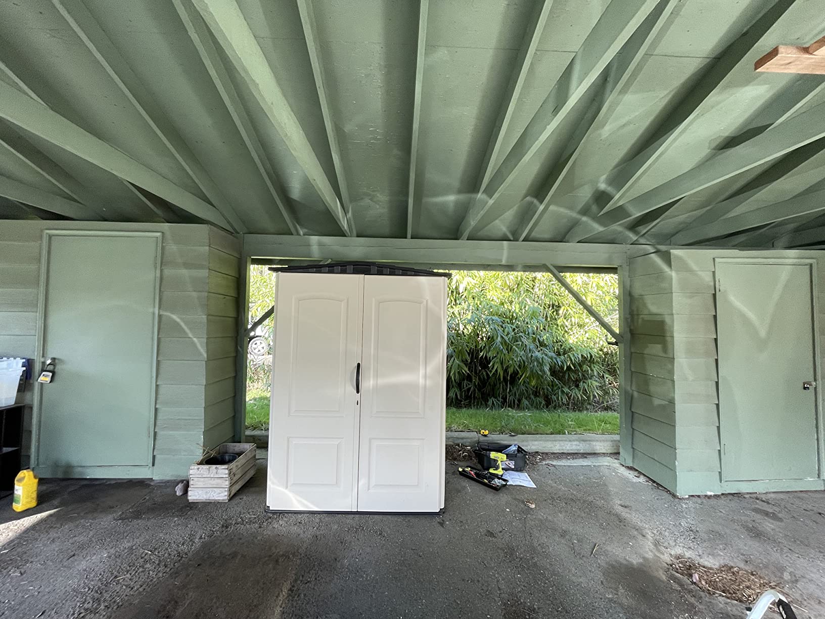Rubbermaid Large Vertical Resin Outdoor Storage Shed With Floor (6.2 x 4.6 Ft), Weather Resistant, Beige/Brown, Organization for Home/Backyard/Garden Tools/Lawn Mower/Bike Storage/Pool Supplies customer photo 1