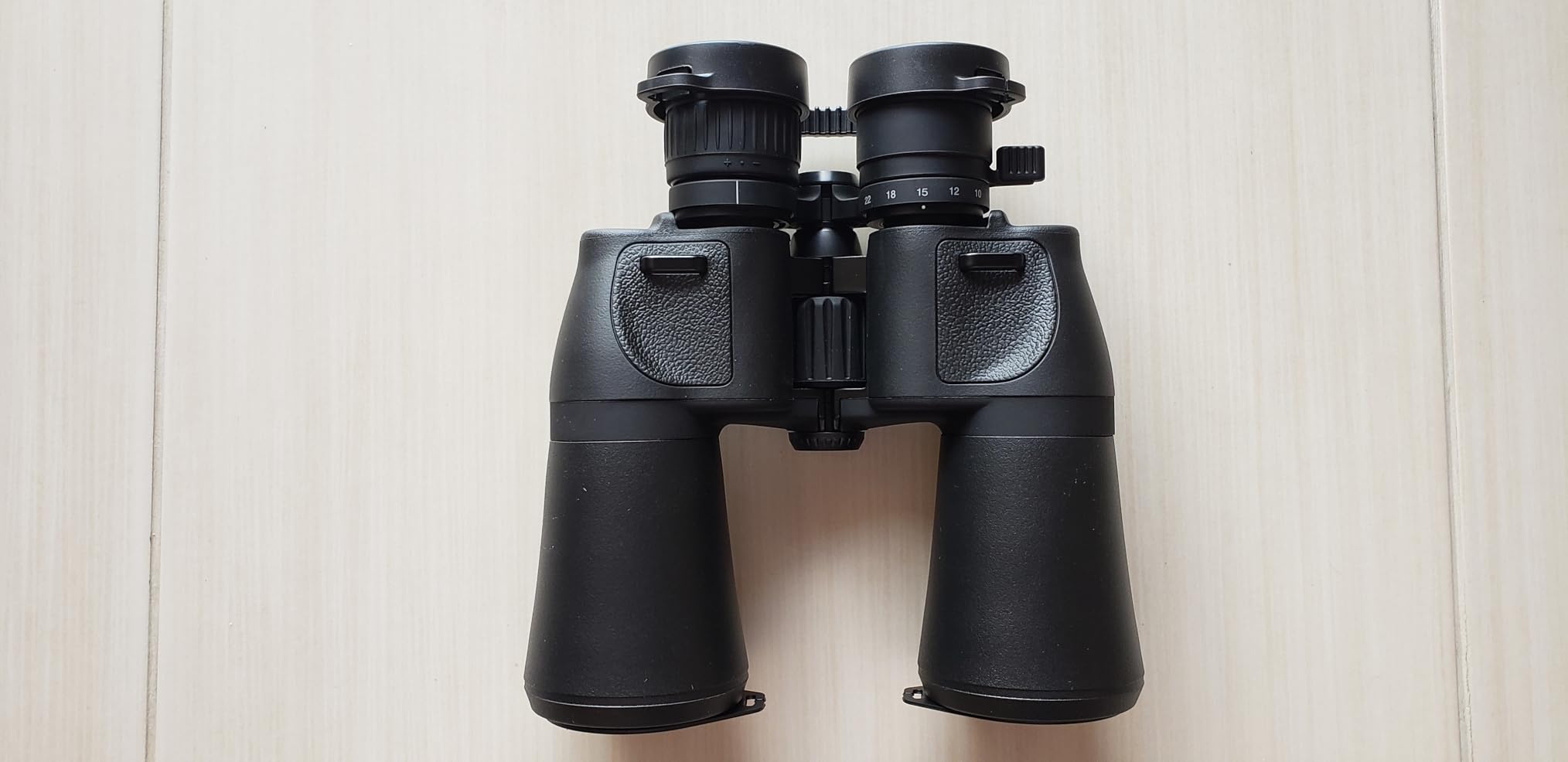 Nikon ACULON A211 10-22x50 Binocular - Multilayer coating, Porro prism Binocular with turn and slide eyecups, Tripod Adaptable - Official Nikon USA Model customer photo 2