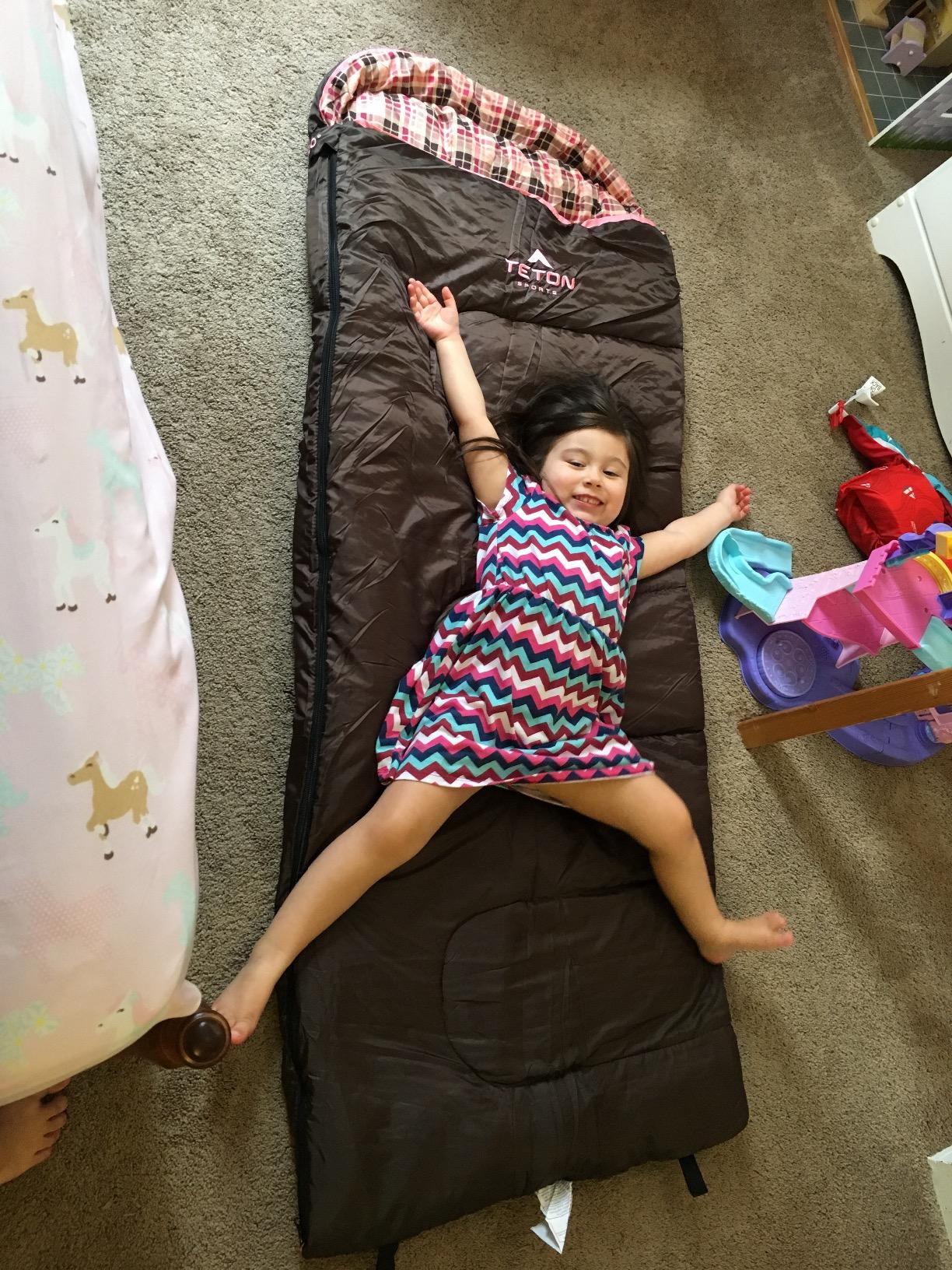 Teton Junior, 20 Degree and 0 Degree Sleeping Bags. Finally, Sleeping Bag for Boys, Girls, All Kids, Warm and Comfortable, for All Camping Weather and Built to Last customer photo 1