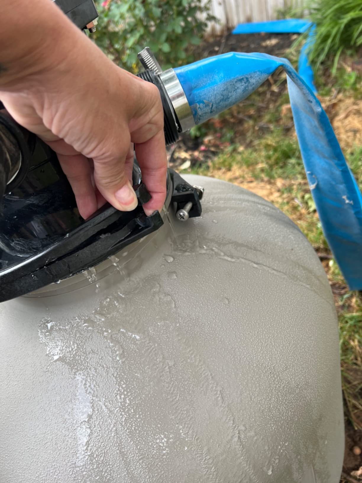 Radiant Sand Filter for Above Ground Swimming Pools | 19 Inch Tank | 6-Position Valve | 175 Pound Sand Capacity | Up to 21,000 Gallons customer photo 2
