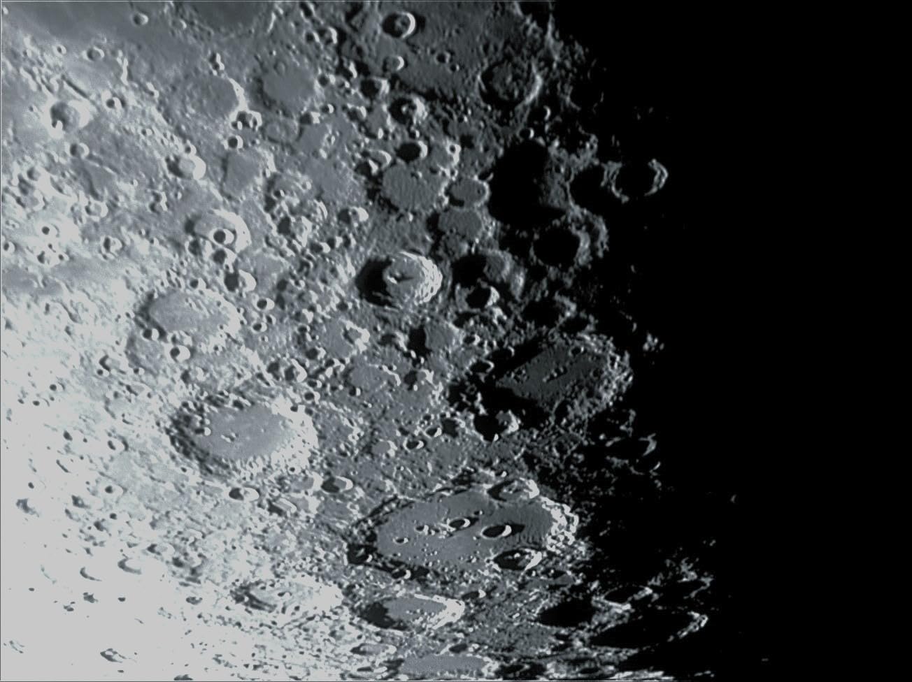 Sky-Watcher Skymax 127mm Maksutov-Cassegrain - Large Aperture Compound-Style Reflector Telescope customer photo 2