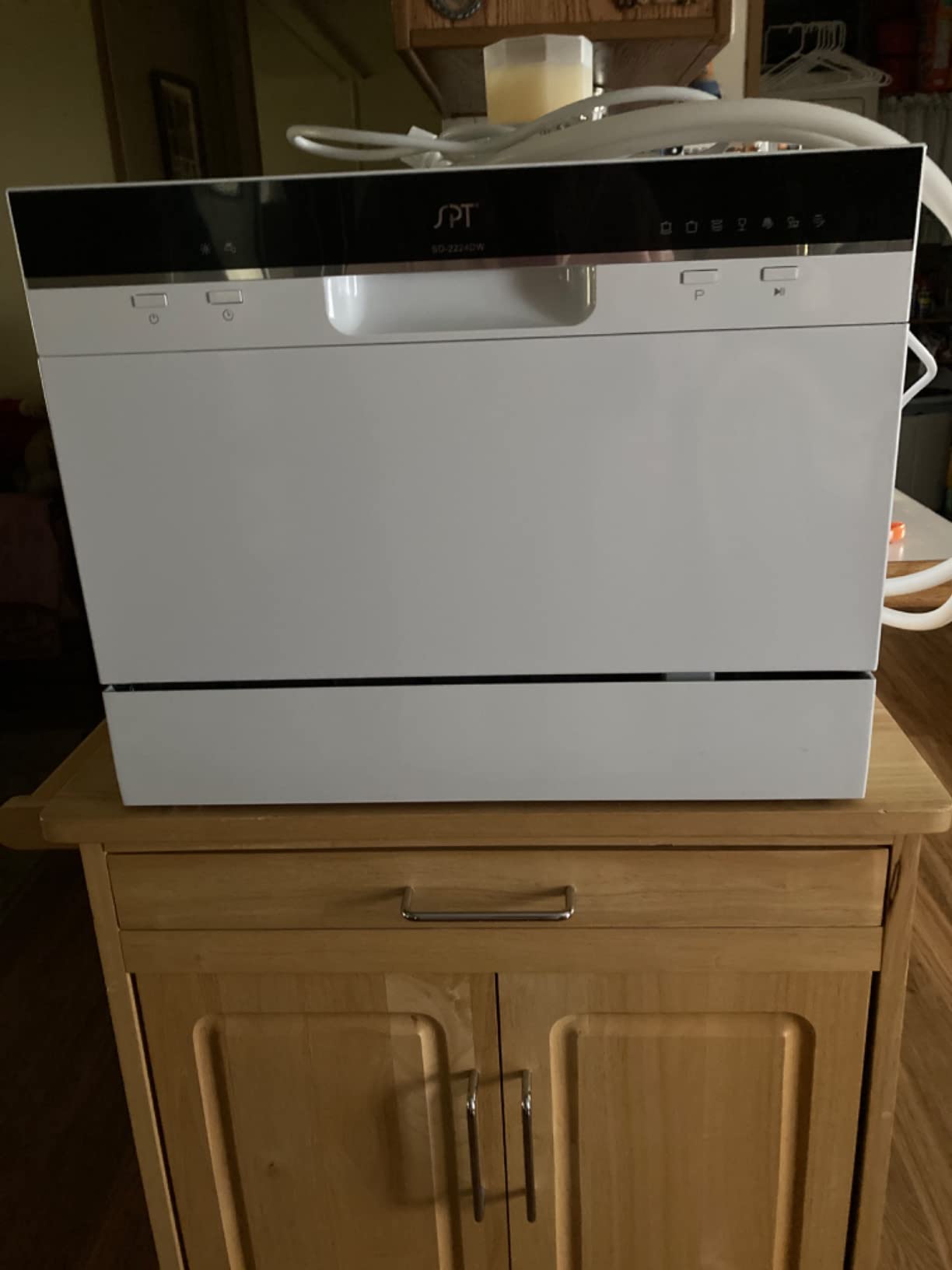 SPT SD-2224DW ENERGY STAR Countertop Dishwasher with Delay Start, Portable Dishwasher with Stainless Steel Interior and 6 Place Settings for Apartment Office And Home Kitchen, White customer photo 1