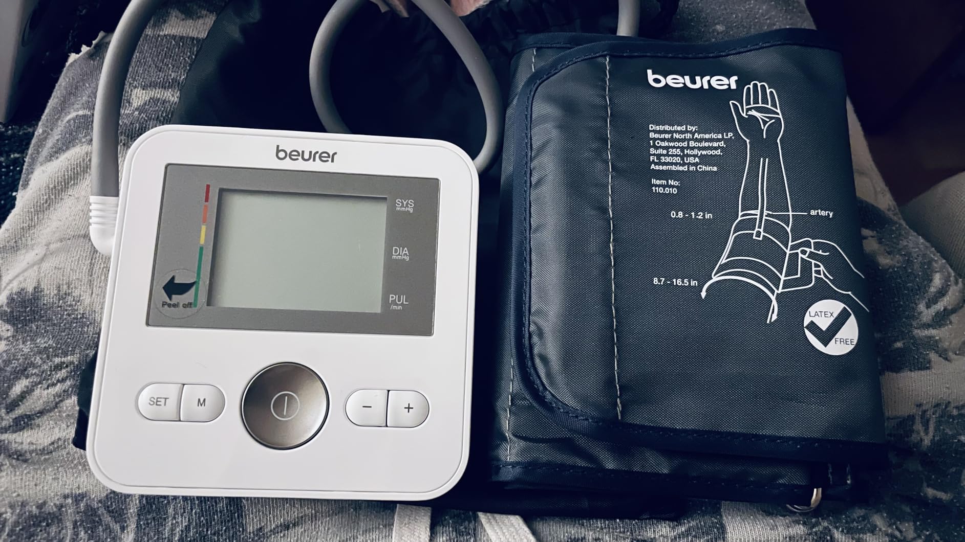 Beurer BM27 Upper Arm Blood Pressure Monitor for Home Use with Adjustable Cuff, 120 Memory Sets, Irregular Heart Rate Detection, Risk Indicator, Data Transfer to Apple Health and co. customer photo 1