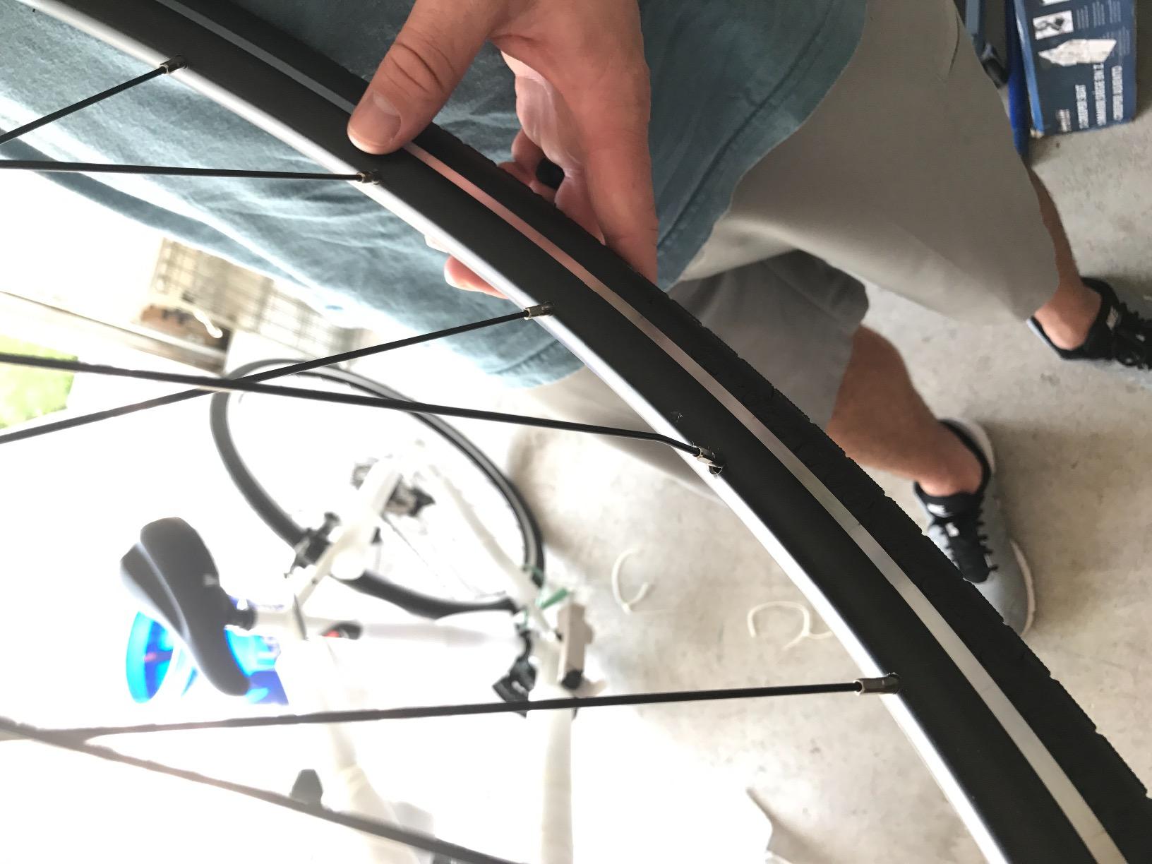 Tommaso La Forma Aluminum & Carbon Hybrid Bike - Gravel-Capable Adventure Road Bicycle customer photo 2