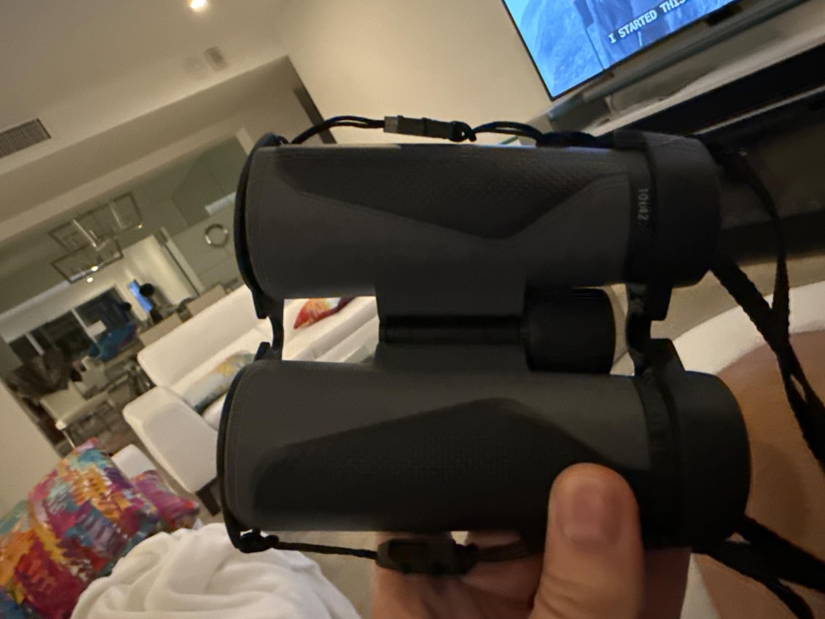 Zeiss Terra ED Binoculars 10x42 Waterproof, Fast Focusing with Coated Glass for Bird Watching, Hunting, Sightseeing customer photo 2