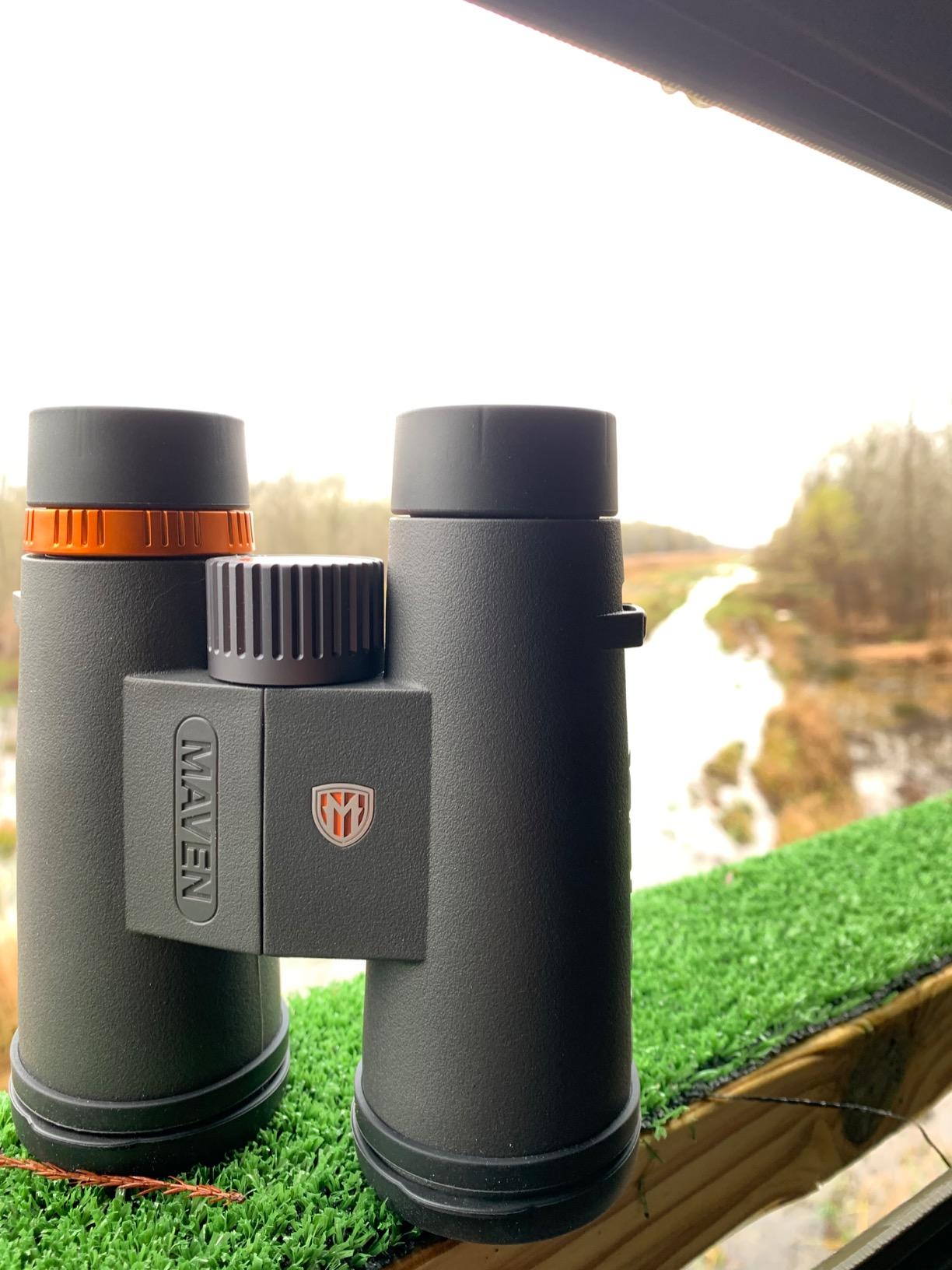 Maven C1 10x42 mm ED Binocular Gray/Orange customer photo 1