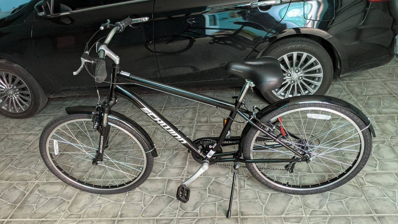 Schwinn Suburban Adult Comfort Bike, Men and Women, 26-Inch Wheels, 7 Speed Drivetrain, Aluminum Frame, Alloy Linear Hand Brakes customer photo 1