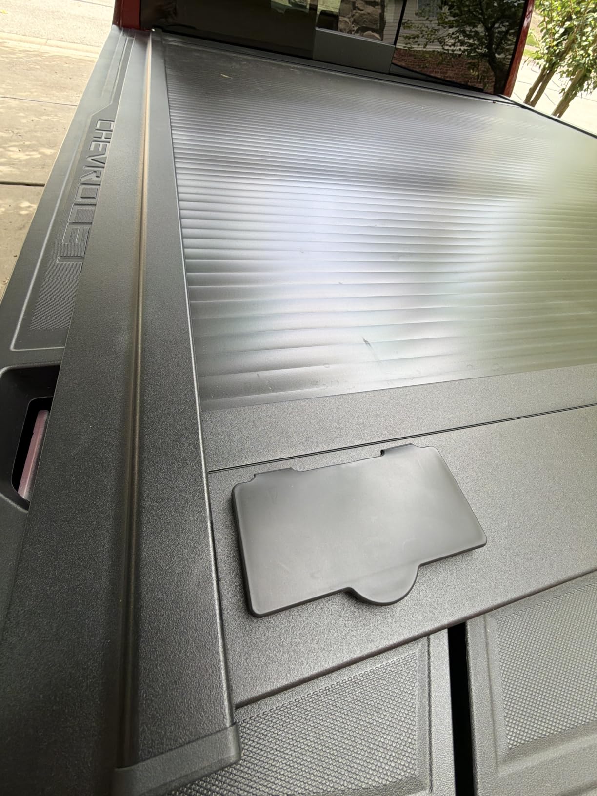 RealTruck Retrax RetraxONE MX Retractable Truck Bed Tonneau Cover | 60481 | Fits 2019 - 2025 Chevy/GMC Silverado/Sierra, w/ MultiPro/Flex tailgate (w/o Carbon Pro bed) 5' 10
