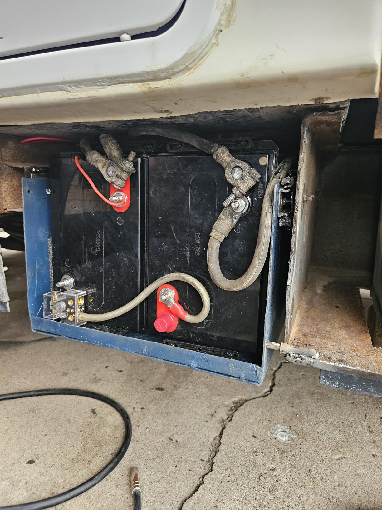 NOCO GENIUS10: 10A 6V/12V Smart Battery Charger - Automatic Maintainer, Trickle Charger and Desulfator with Overcharge Protection and Temperature Compensation - for Lead-Acid and Lithium Batteries customer photo 1