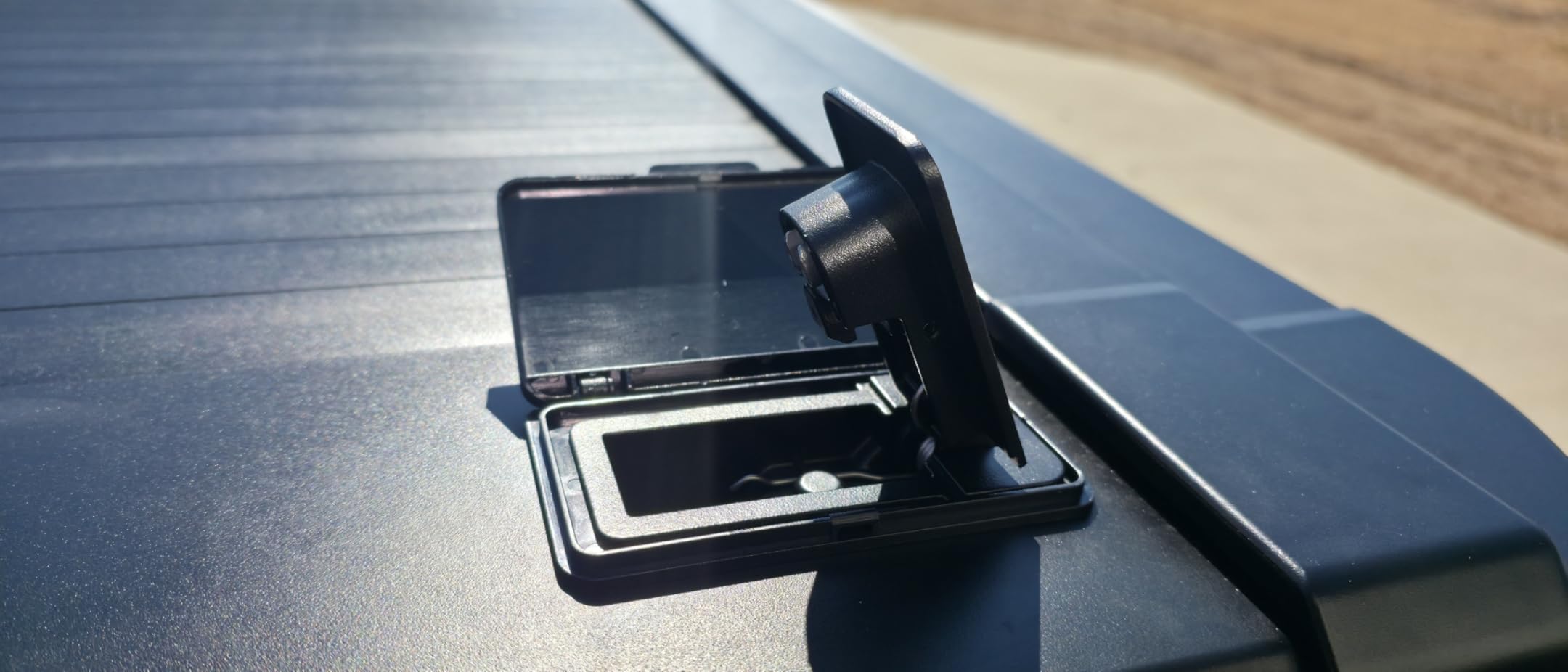 Syneticusa MB Retractable Tonneau Cover fit 2007-2026 Silverado/Sierra 1500 | 5.8ft (69.9