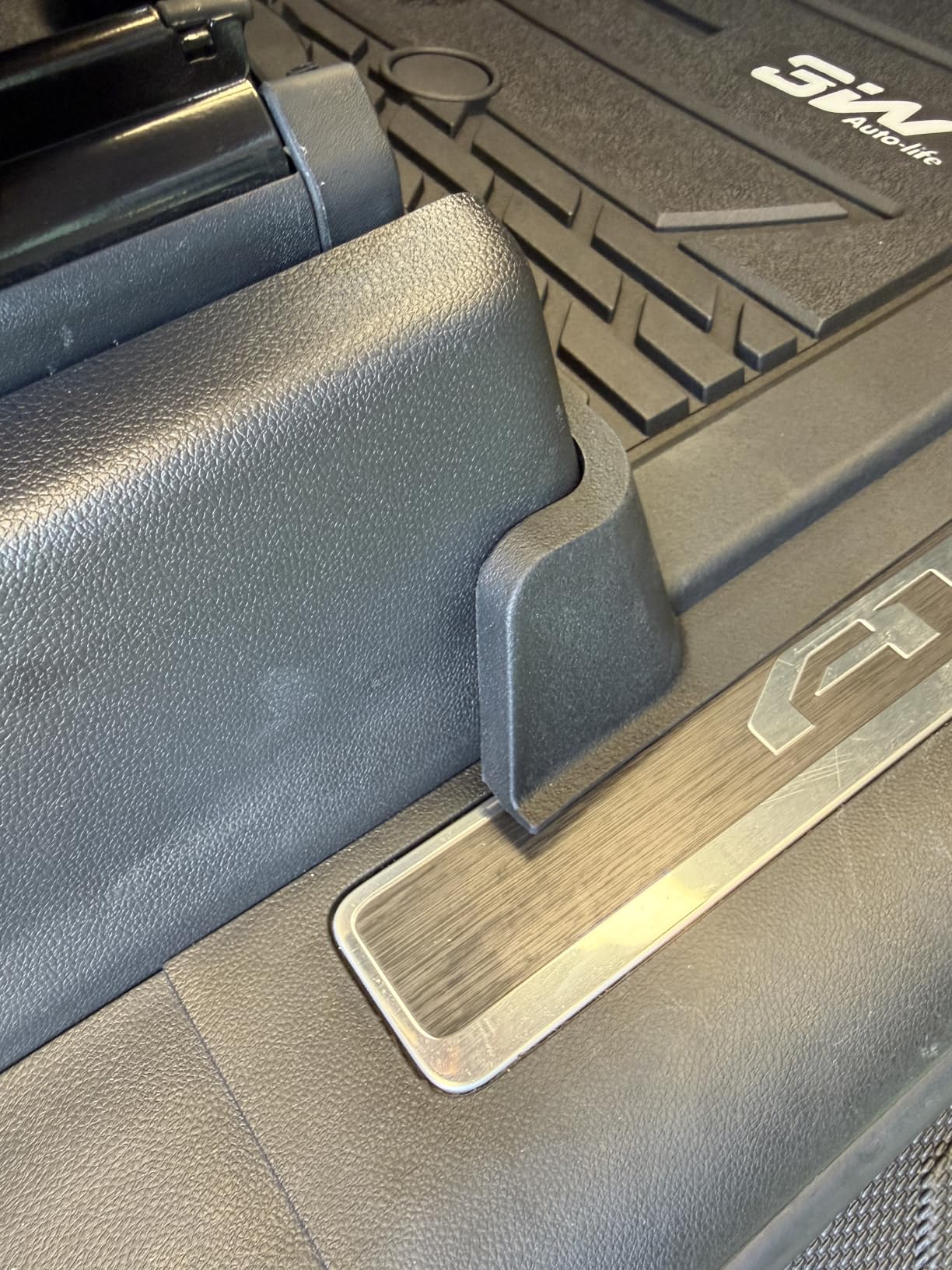 3W Floor Mats Fit for 2019-2024 2025 Chevy Silverado/GMC Sierra 1500 & 2020-2024 2025 Chevrolet Silverado/GMC Sierra 2500 HD/3500HD Crew Cab TPE All Weather Custom Fit, with Factory Carpeted Storage customer photo 2