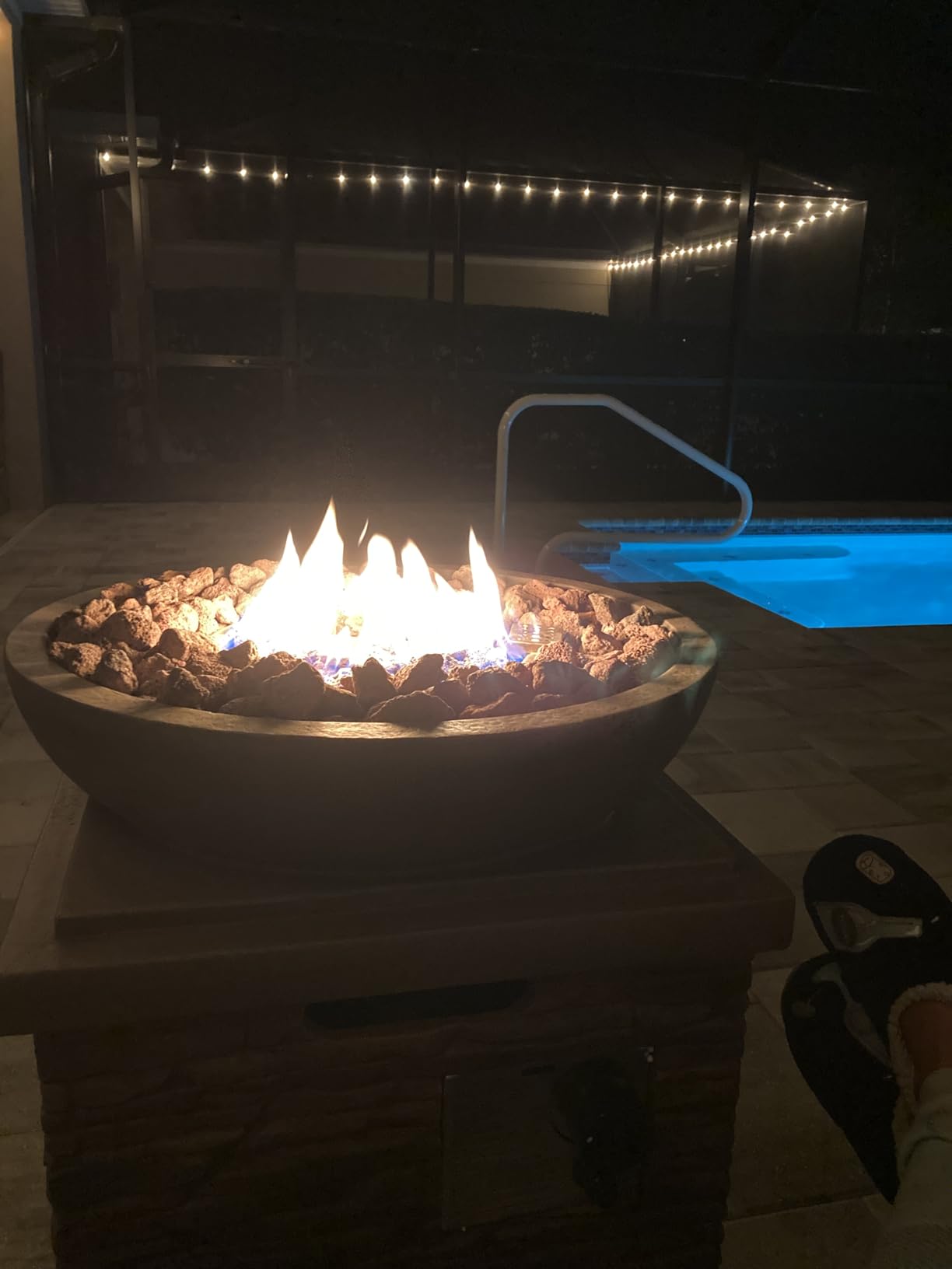 SUNBURY Outdoor Propane Fire Pit, Gas Fire Pit for Outside Patio, Stone Outdoor Fire Table Fire Column 40,000 BTU CSA Certified customer photo 1
