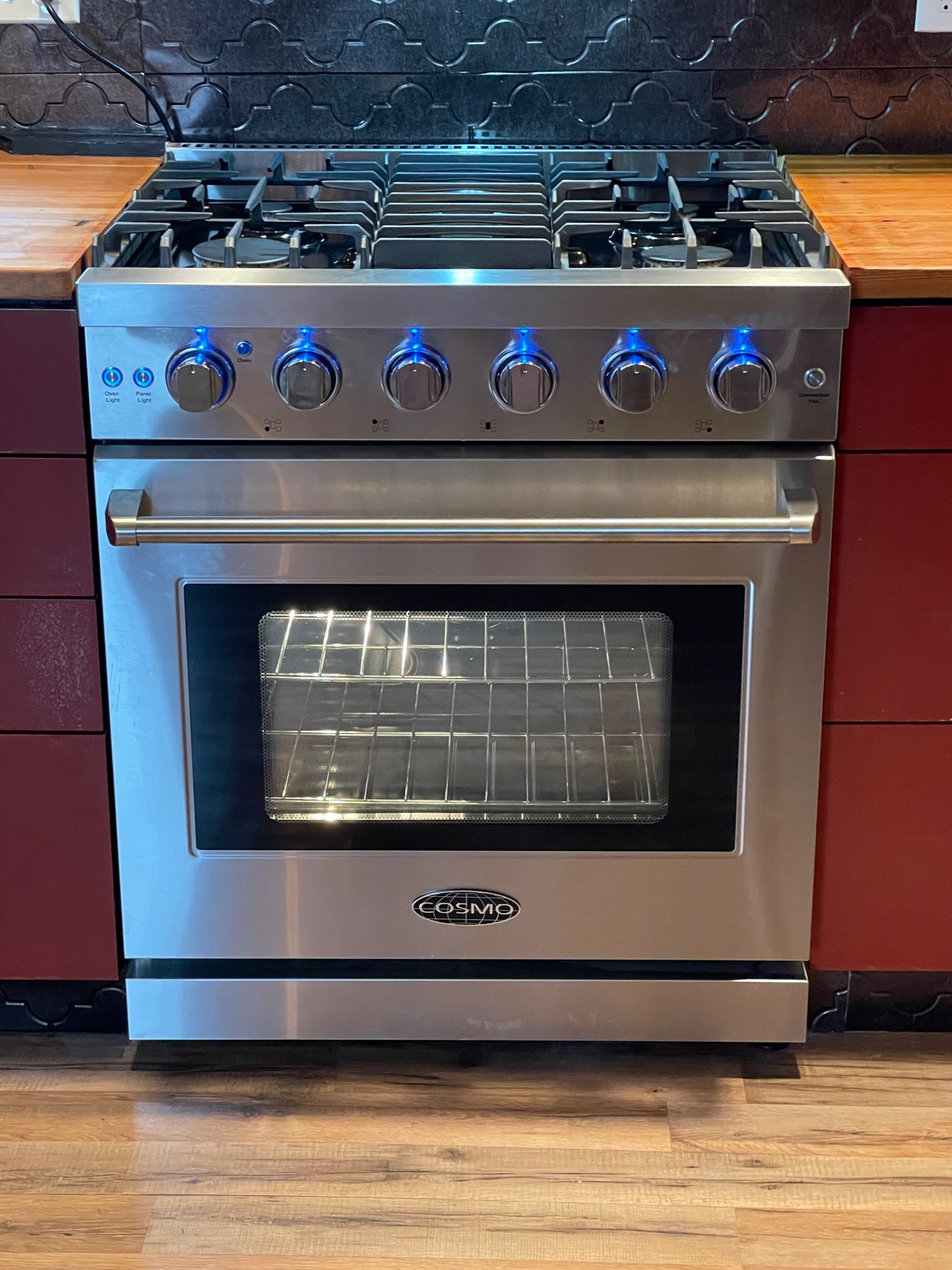 Cosmo COS-EPGR304 30 in. Haven 4.8 cu ft 5 Burner Gas Range, Convection, Stainless Steel | Knob LED Indicators, Mirror Finished Knobs, Storage Drawer, Liquid Propane Convertible customer photo 2