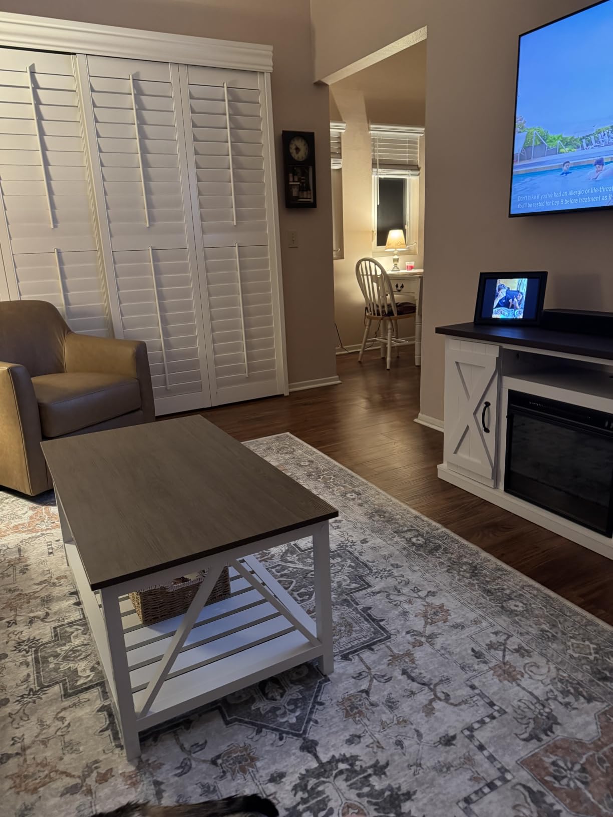 ChooChoo Farmhouse Coffee Table, Rustic Vintage Living Room Table with Shelf, 40 White customer photo 2