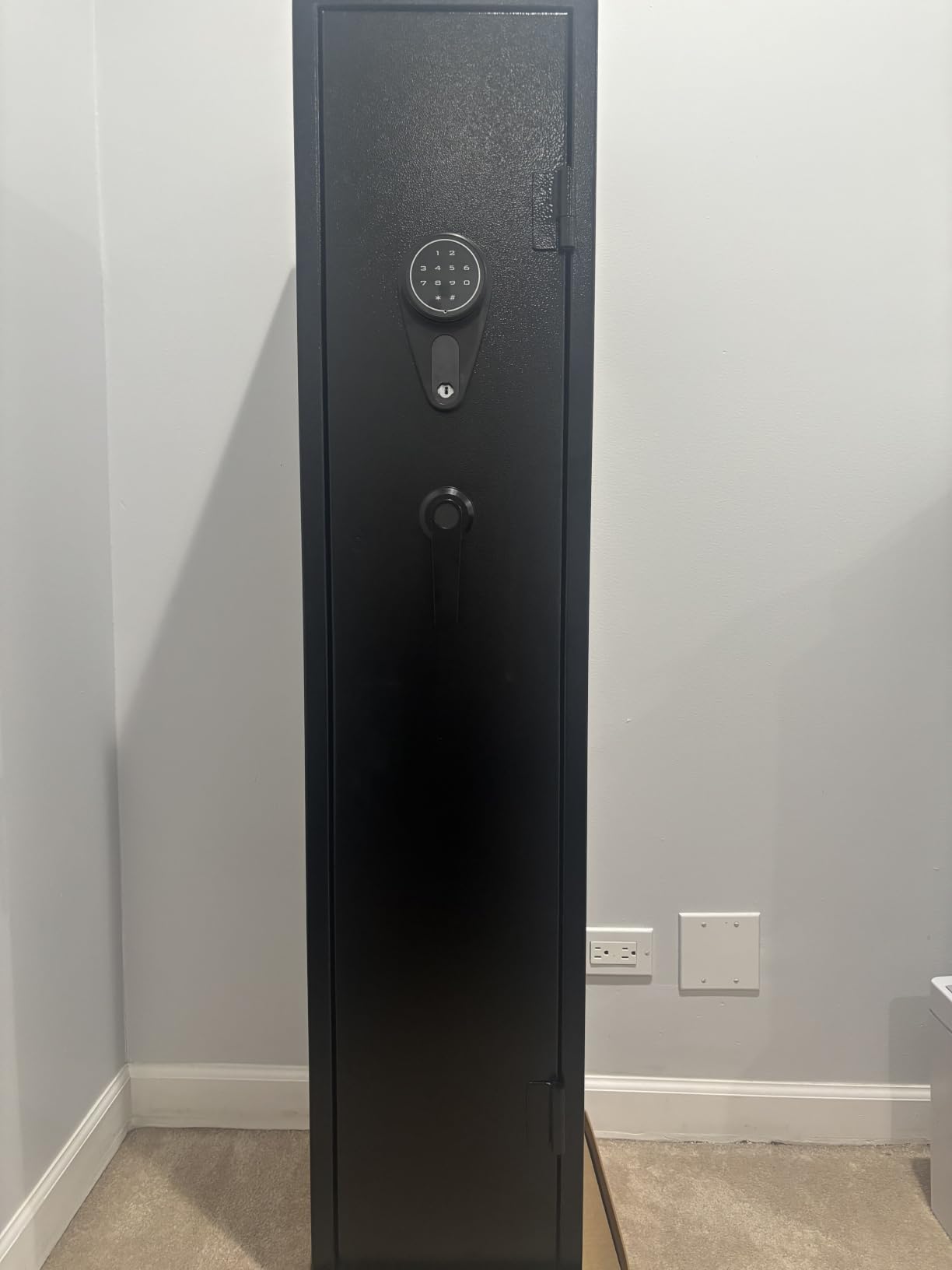 KAER Assembled Gun Safe for Rifles and Pistols with Electronic Lock Steel Gun Cabinet for 3-5 Shotguns 5 Handguns and Ammo Large Rifle Safe for Home Gun Owner with Removable Shelf Gun Rack LED Light customer photo 1