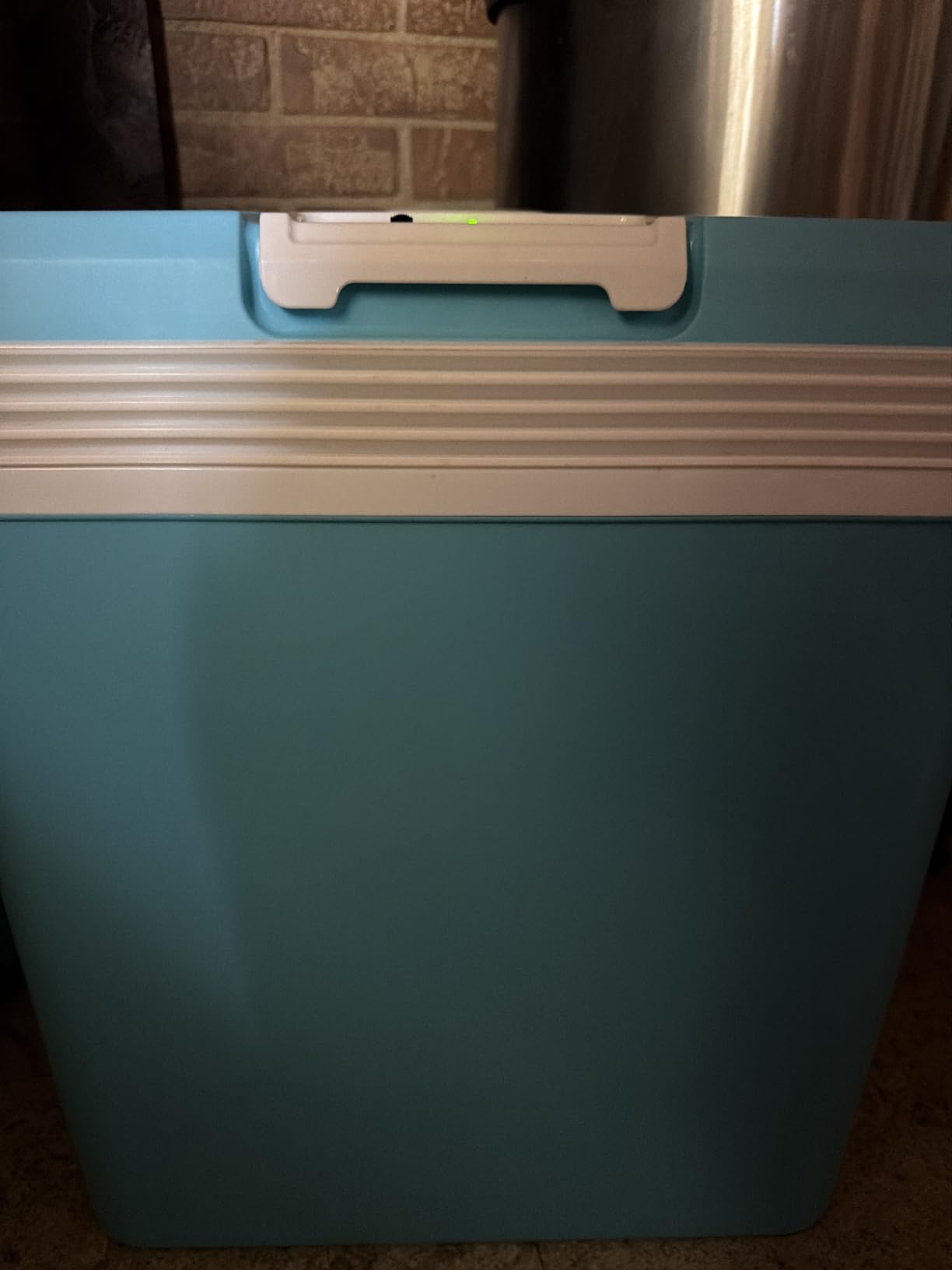Ivation Electric Cooler & Warmer with Handle | 24 L Portable Thermoelectric Fridge for Vehicles & Trucks| 110V AC Home Power Cord & 12V Car Adapter for Camping, Travel & Picnics customer photo 2