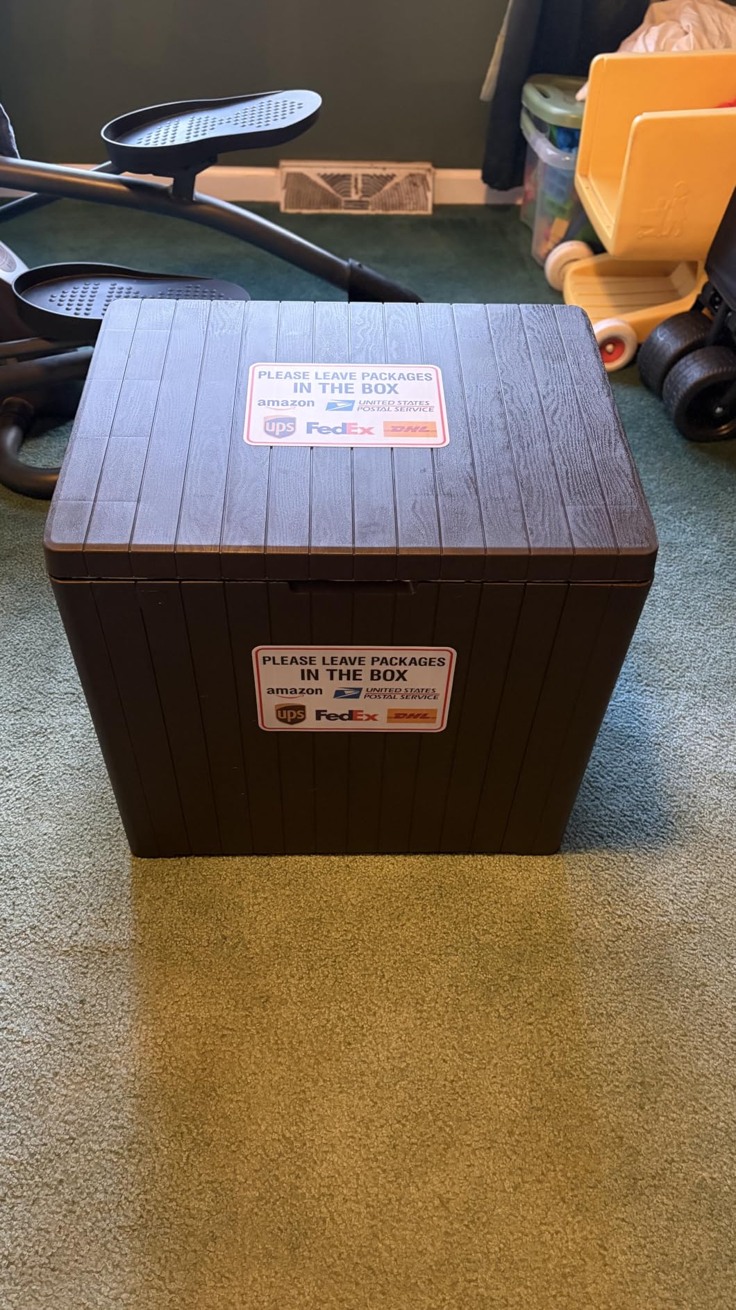 Keter City 30 Gallon Resin Outdoor Storage Box and Patio Furniture Side Table for Pool and Garden Accessories, Dark Grey customer photo 2
