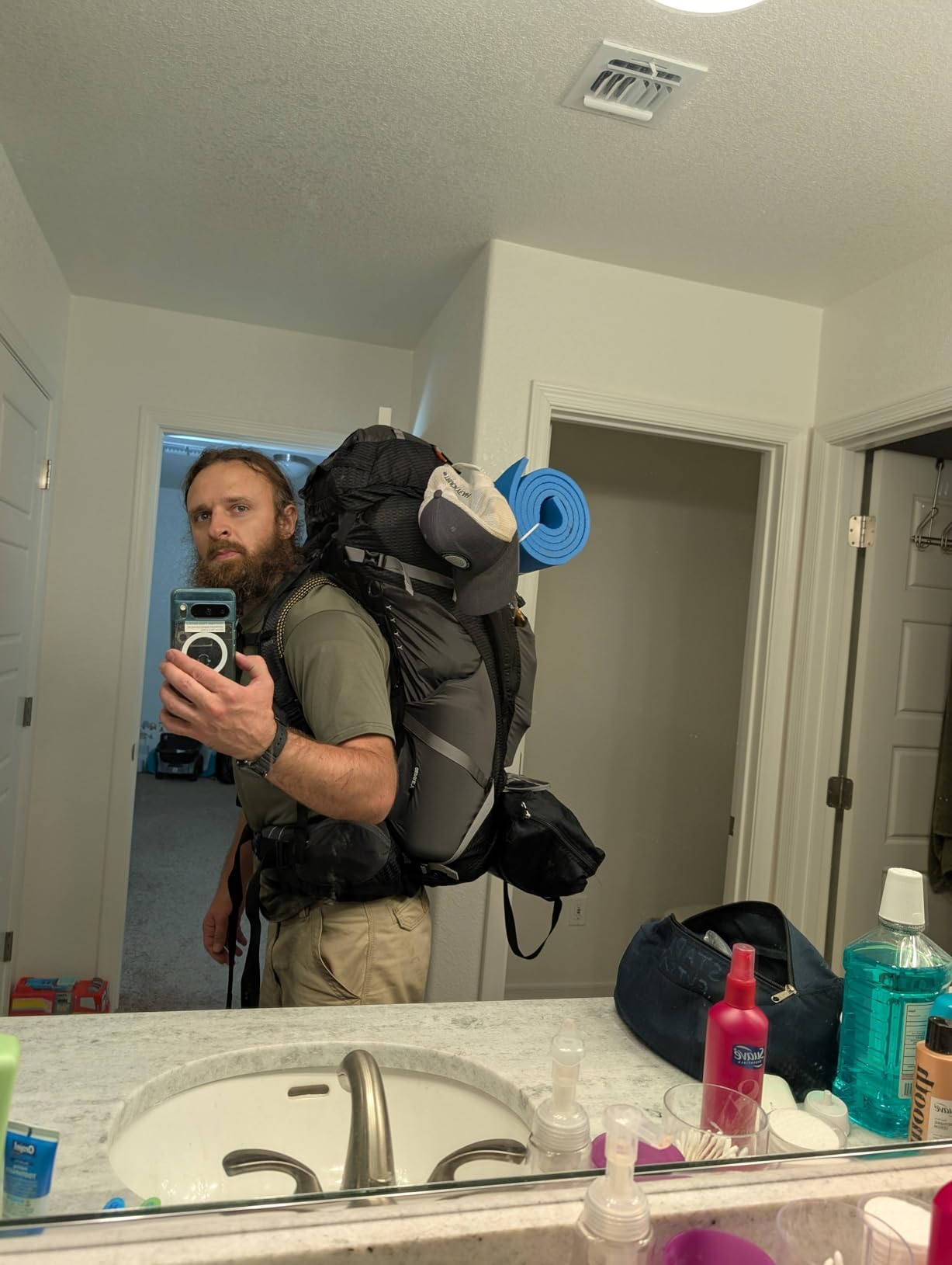 Osprey Atmos AG 65L Men's Backpacking Backpack, Mythical Green, L/XL customer photo 2