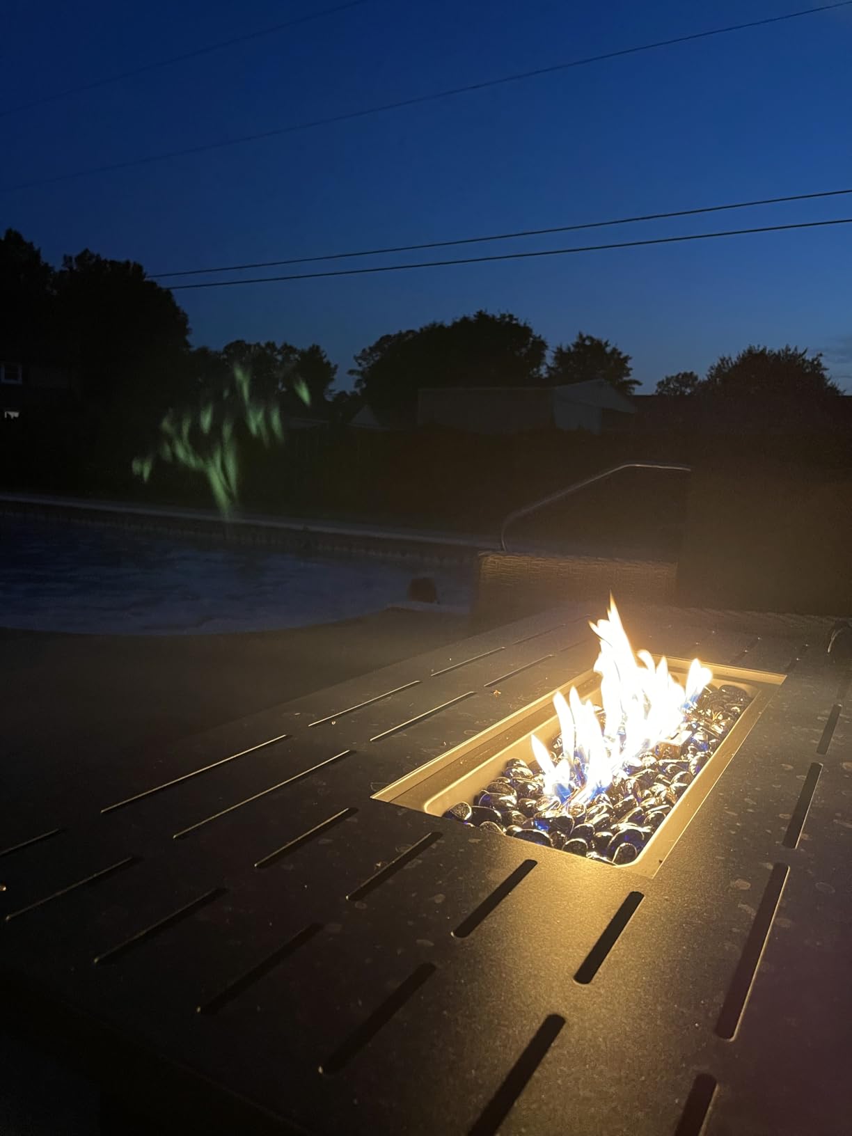 R.W.Flame 43-Inch Propane Fire Pit Table, 50,000 BTU Outdoor Gas Firepit with Waterproof Cover, Glass Stones, Removable Lid customer photo 1