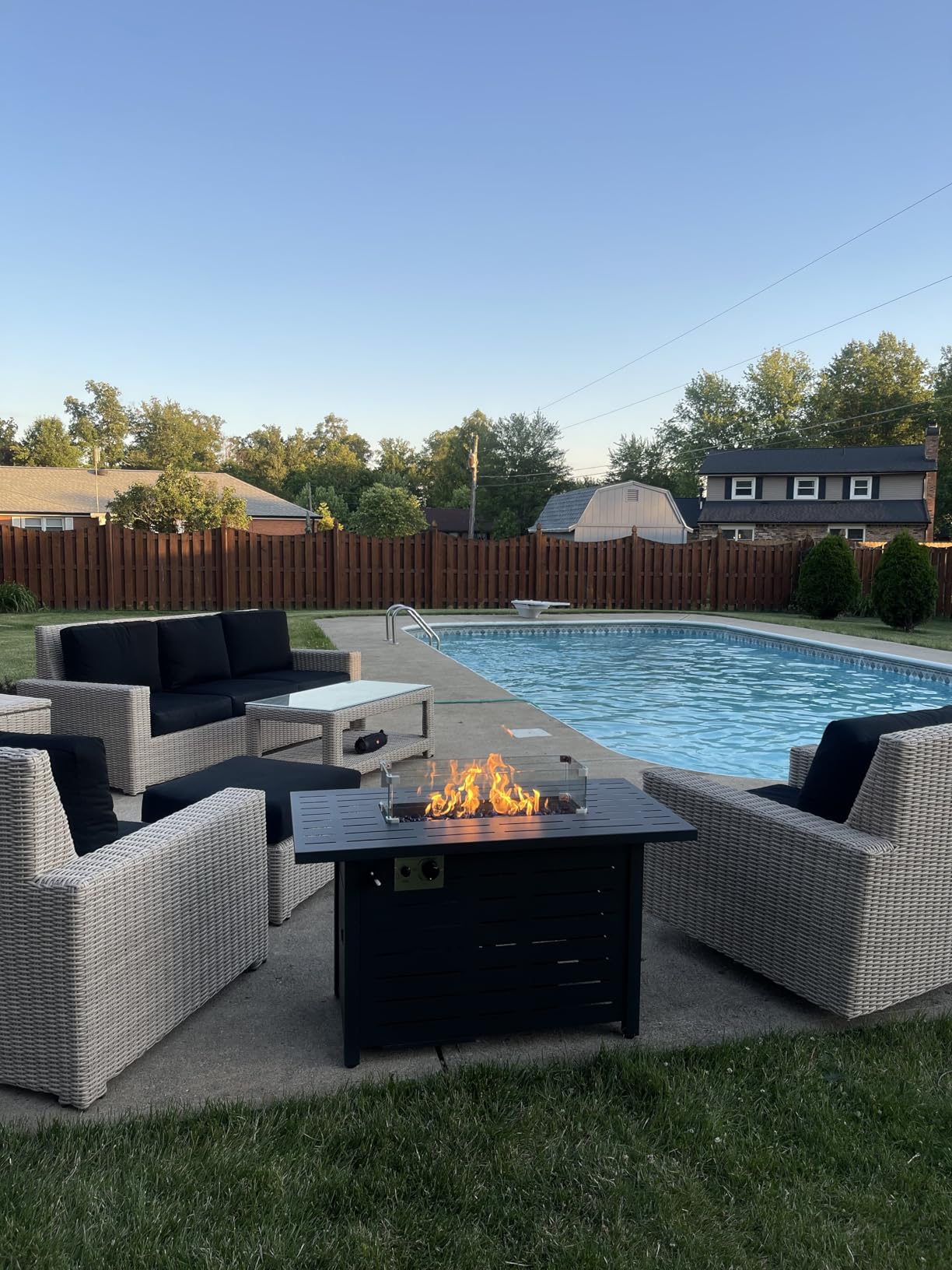 R.W.Flame 43-Inch Propane Fire Pit Table, 50,000 BTU Outdoor Gas Firepit with Waterproof Cover, Glass Stones, Removable Lid customer photo 2