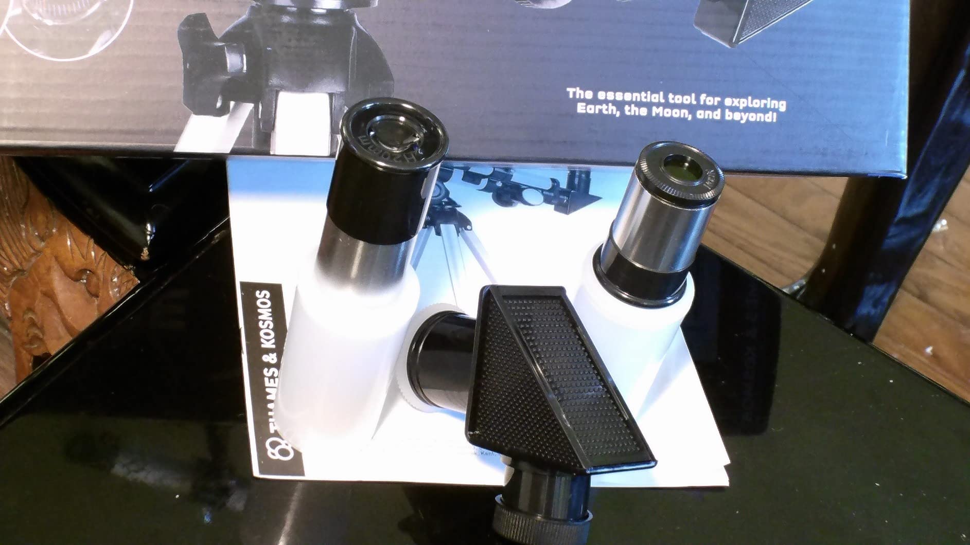 The Thames & Kosmos Telescope Essential STEM Tool | Childrens Refractor Telescope with 100x Magnification & Built-in Compass | Classic Scientific Device for Astronomical & Terrestrial Observations customer photo 2