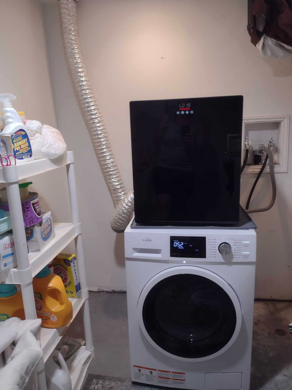 KoolMore 2-in-1 Front Load Washer and Dryer Combo, 2.7 Cu. Ft., for Apartment, Dorm, RV, 16 Wash and 4 Dry Cycles, Compact Space Saver [White] [120V] customer photo 3