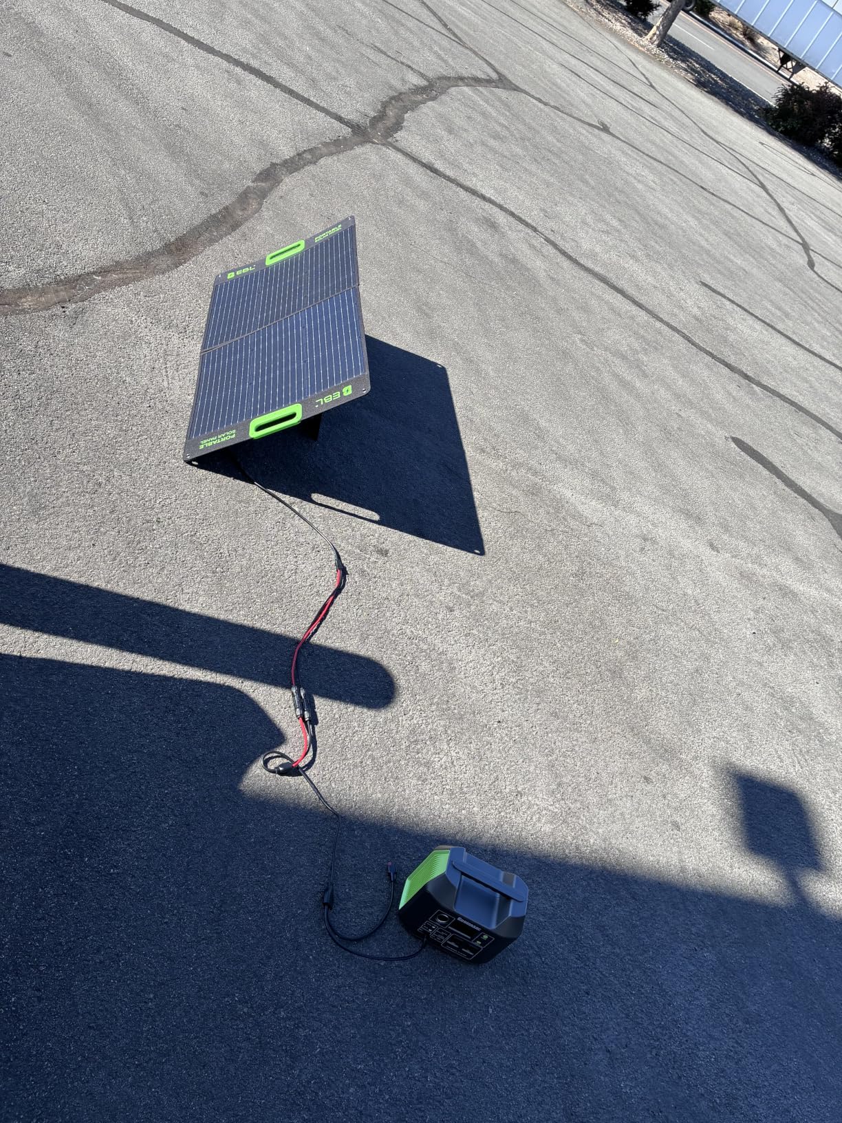 200W Portable Solar Panel for Power Station, Solar Charger w/ 4 Kickstands | 24% High Efficiency Waterproof Foldable Solar Panel Kit w/DC XT60 Anderson Aviation Output for Outdoor RV Camper Blackout customer photo 2