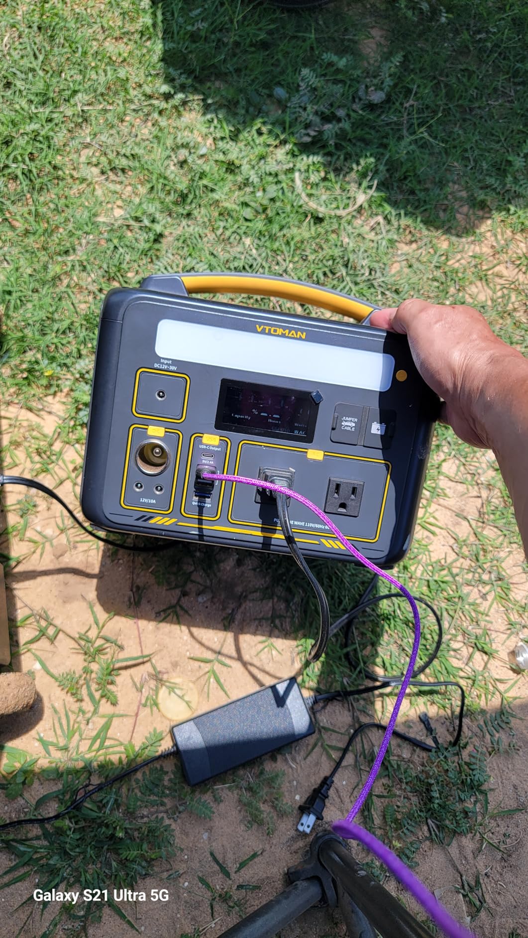 VTOMAN Jump 600X Portable Power Station 600W, 299Wh Solar Generator LiFePO4 Battery Power Station with Jump Start for Car, 1200W AC Outlet, PD 60W USB-C, 3x Regulated 12V/10A DC for Camping, RV Travel customer photo 1
