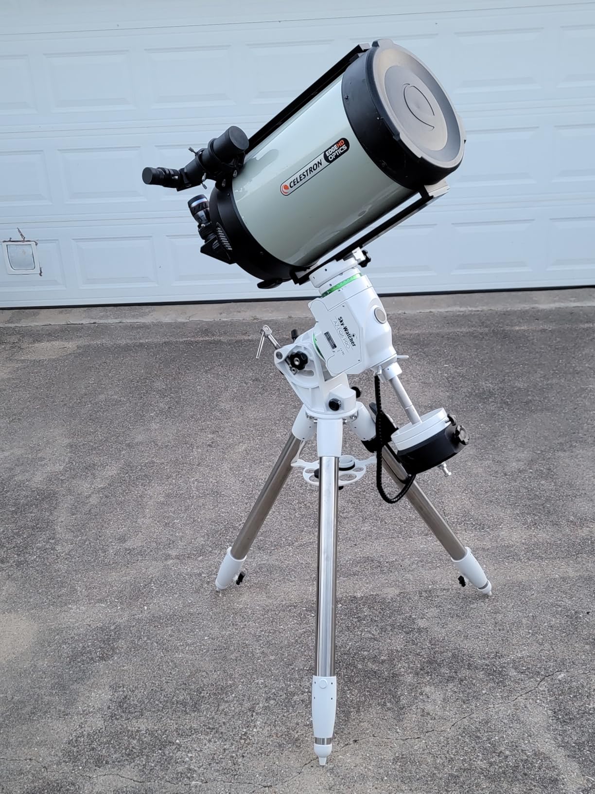 Sky-Watcher AZ-EQ6 GoTo SynScan Dual OTA Mount - EQ and Dual AZ Modes - 44 Pound Payload customer photo 2