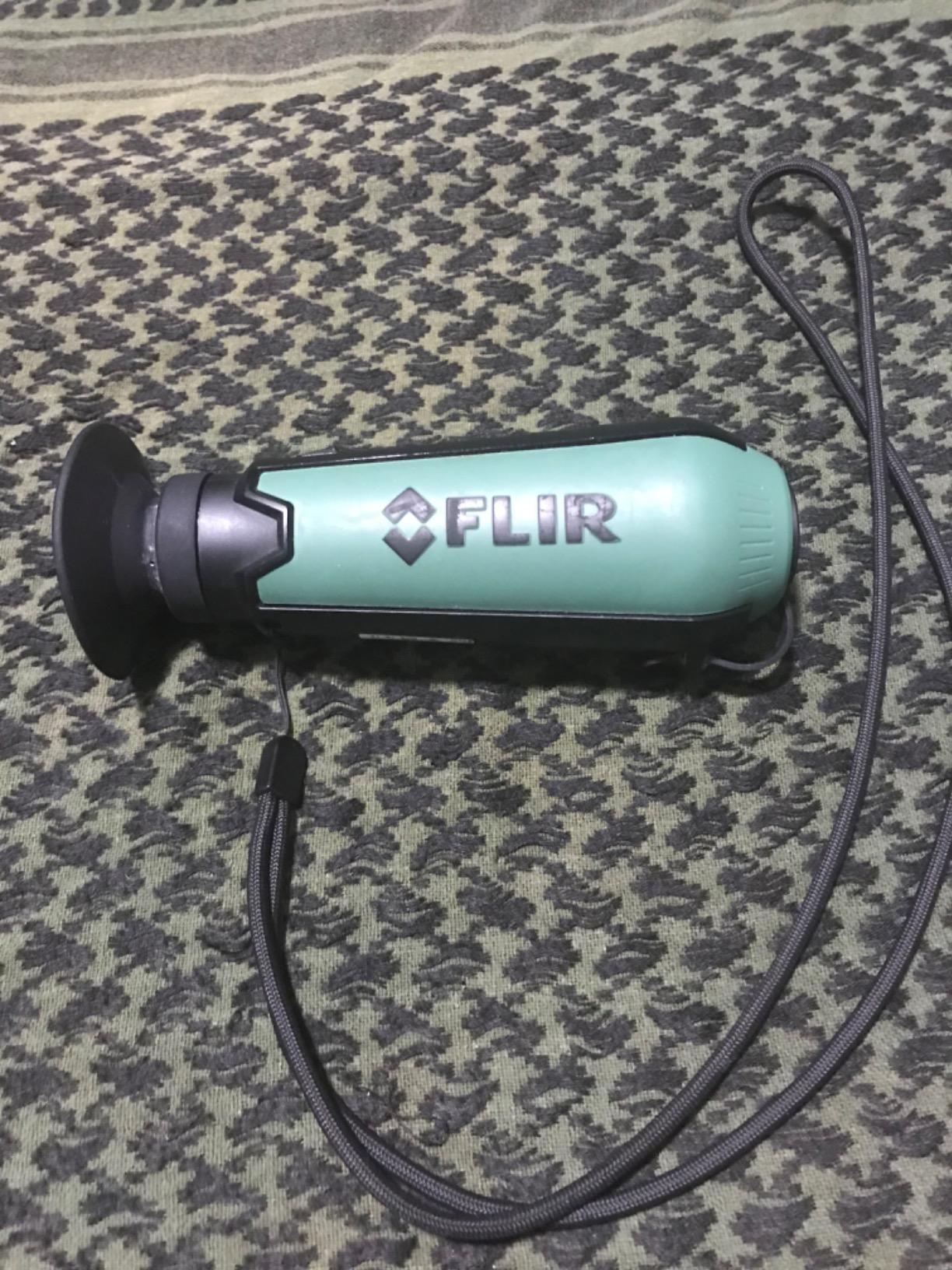 FLIR Scout TKx - Compact Infrared/Thermal Imaging Monocular for Wildlife Viewing, Hunting & Outdoor customer photo 1