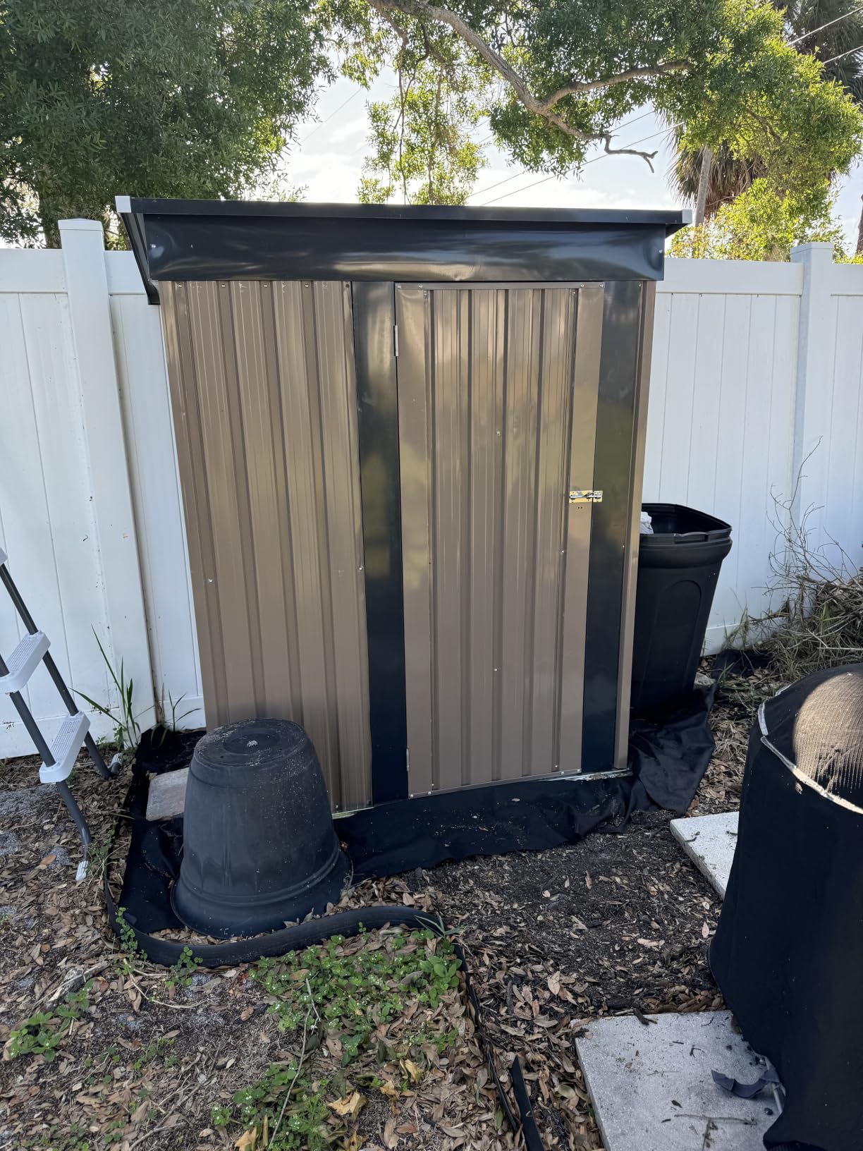 Patiowell 5x3 FT Outdoor Storage Shed, Tool Shed with Sloping Roof and Lockable Door, Metal Shed for Backyard Garden Patio Lawn, Brown customer photo 2