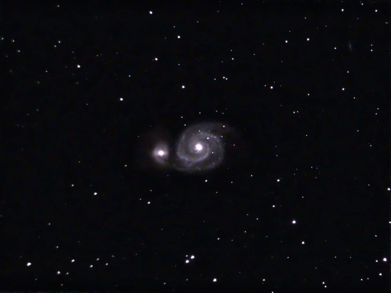 Equinox 2 - UNISTELLAR Smart Telescope (no Eyepiece), 114mm f/4 (450mm) Digital & Computerized, App-Controlled Motorized Alt-Az, Enhanced Vision, Manual Fine Focus, RAW/FITS Export, 64GB, 11h Battery customer photo 1