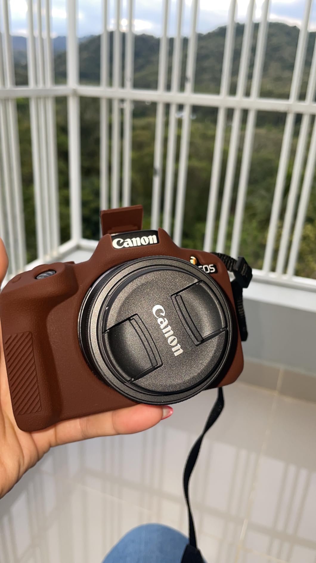 Canon EOS R50 Mirrorless Camera RF-S18-45mm F4.5-6.3 is STM Lens Kit, 24.2 Megapixel CMOS (APS-C) Sensor, 4K Video, Vlogging, Content Creation customer photo 2