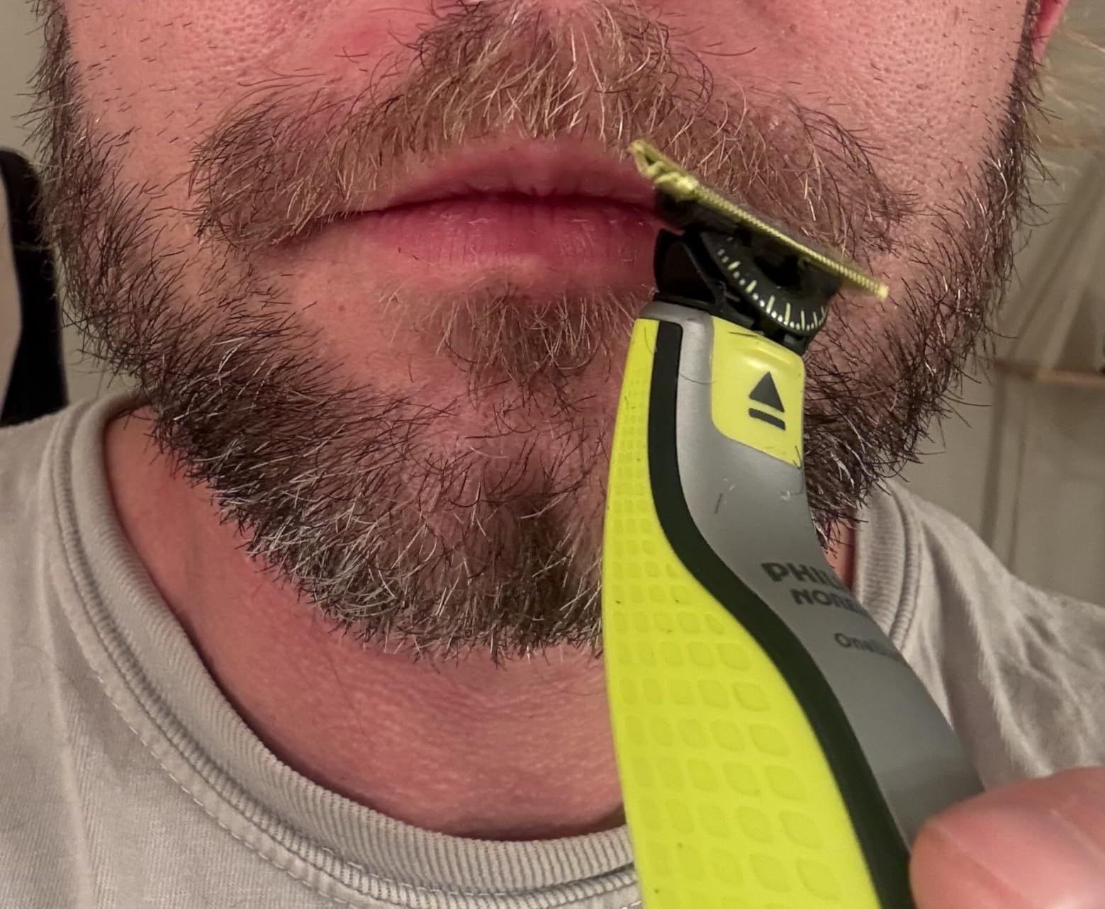 Philips Norelco OneBlade 360 Hybrid Face + Body Trimmer and Shaver | 360 Blade Technology, 100% Showerproof, Stainless Steel Blade Lasts up to 4 months, Body Kit, 60-Min Runtime, QP2834/70 customer photo 1