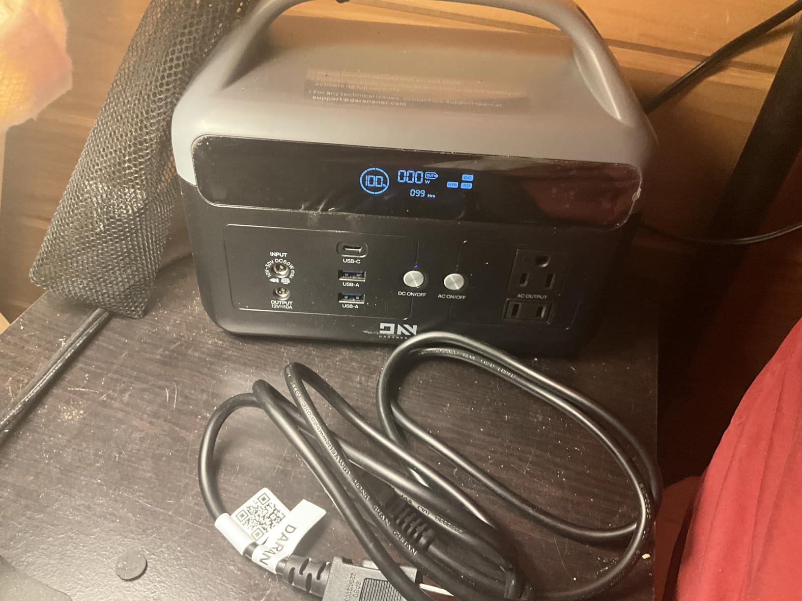 DaranEner Portable Power Station, 192Wh LiFePO4 Battery Backup Solar Generator with 2x 300W (Peak 600W) AC Outlets, USB-C PD 60W Fast Charge, Power Bank for Camping, Outdoor, Home, Emergency customer photo 2
