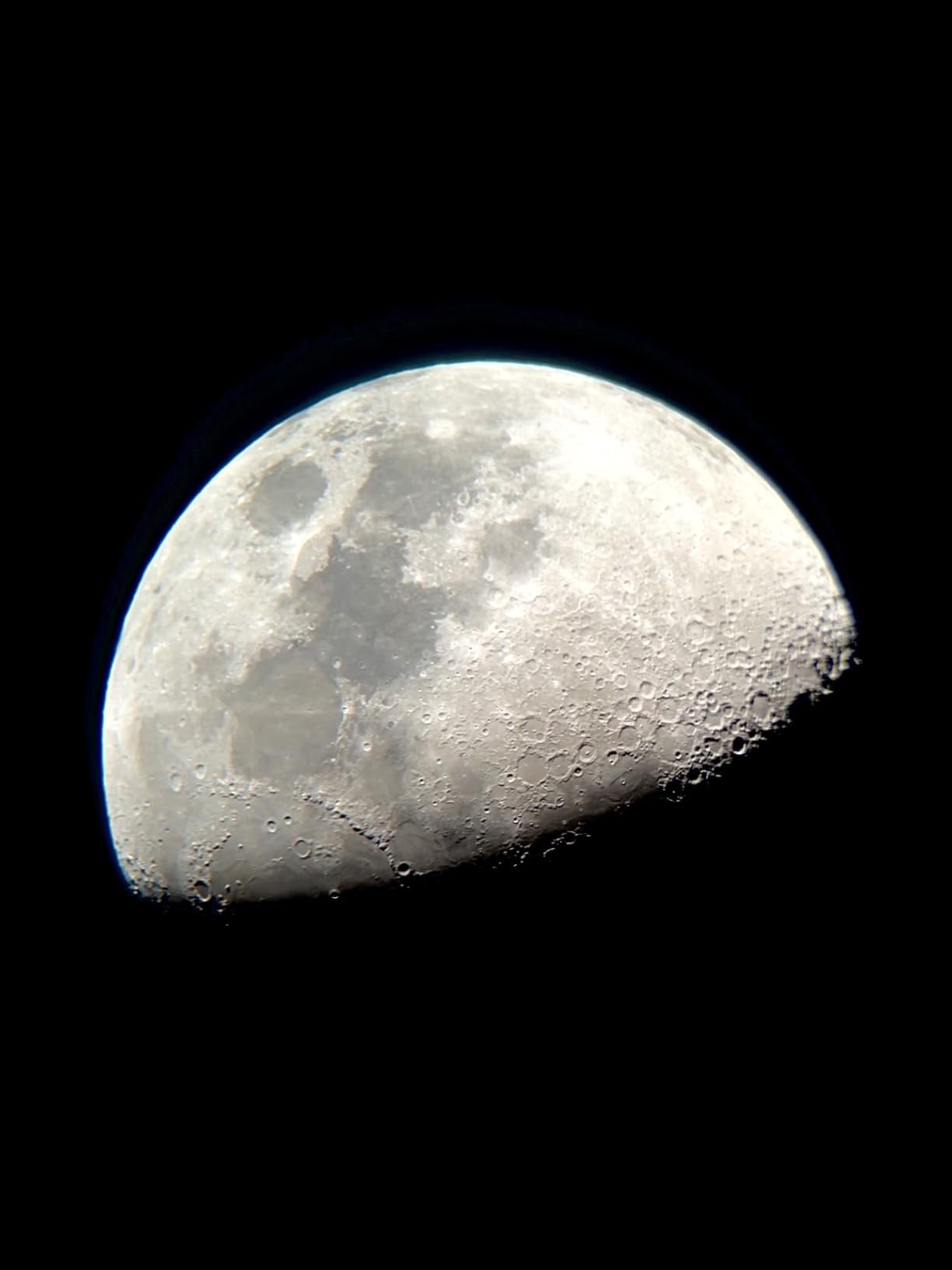 Celestron StarSense Explorer 114AZ App-Enabled Telescope - 114mm Tabletop Dobsonian with Smartphone Dock & StarSense App - iPhone & Android Compatible - Easy-to-Use for Beginners customer photo 1