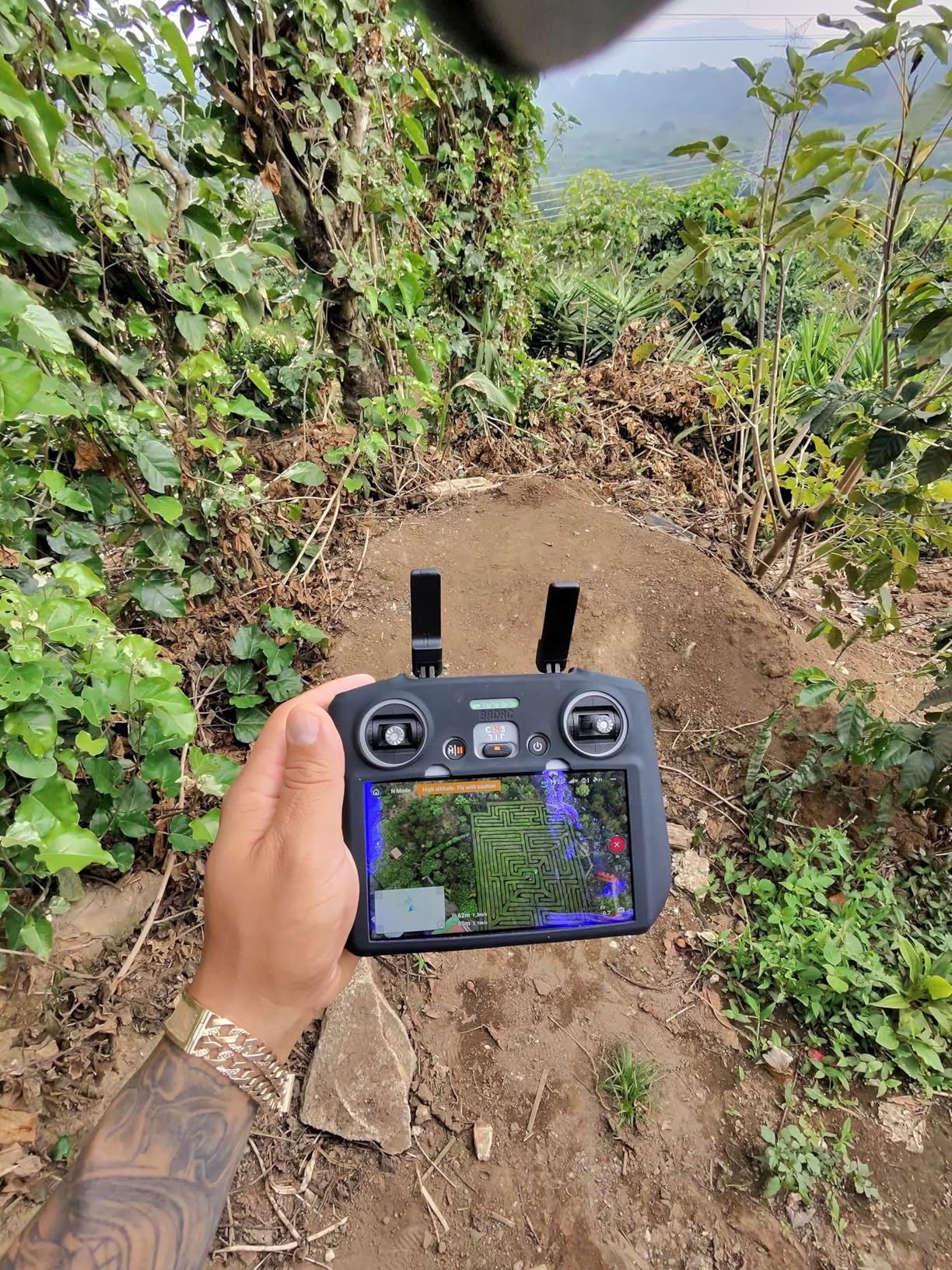 DJI Mini 4 Pro Fly More Combo with DJI RC 2, Drones with Camera for Adults 4K, Under 0.549 lbs/249 g, 3 Batteries for up to 102 Mins Flight Time, Smart Return to Home, Drone for Beginners customer photo 2