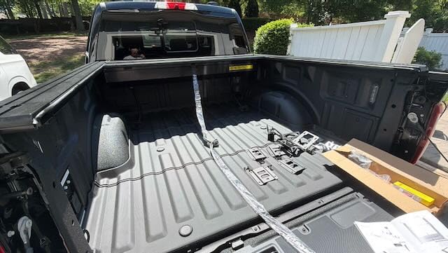 Bestwyll Retractable Tonneau Cover Fits Ford F150 2015-2026 5.5Ft Short Bed | Spring-Loaded Smooth Operation customer photo 1