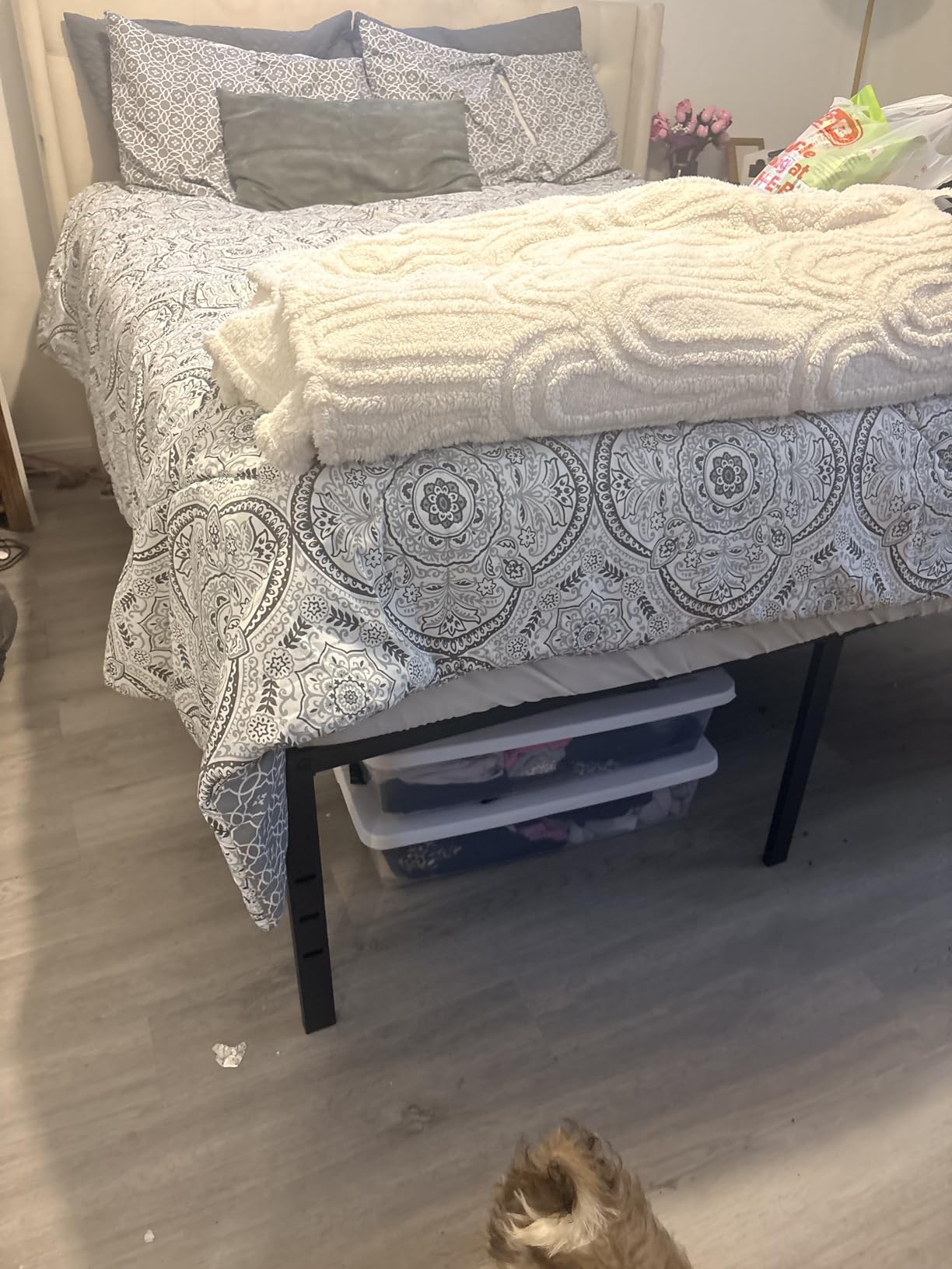 HLIPHA Metal Platform Bed Frame 14 Inch Tall, No Box Spring Needed, Full Size Bed with Heavy Duty Strong Support Slats, Easy to Assemble, Black customer photo 1