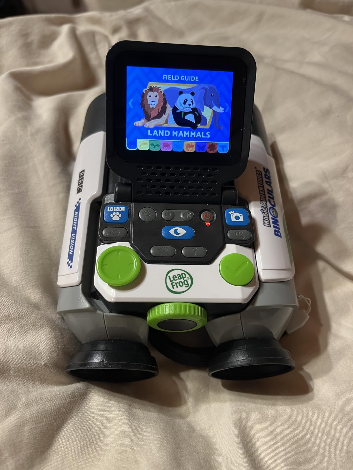 LeapFrog Magic Adventures Binoculars with Screen Capture, Night Vision customer photo 1