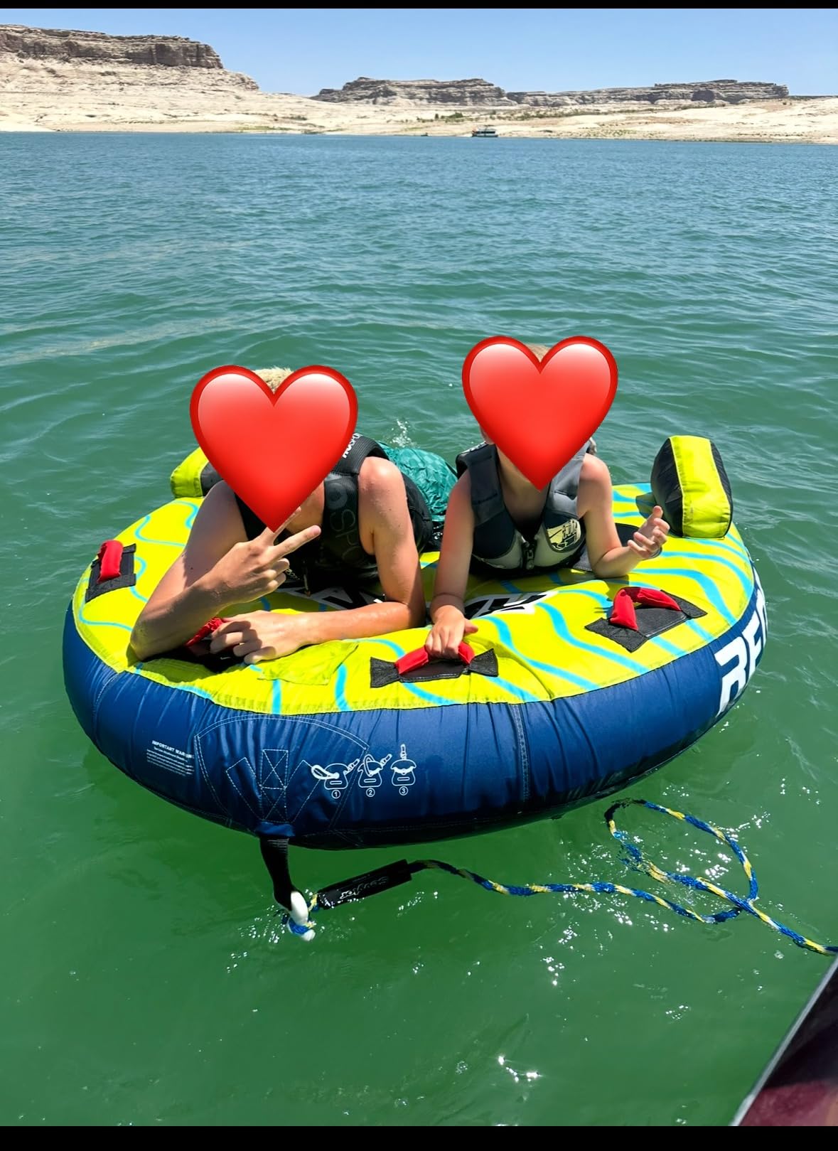 Towable Tubes for Boating 2-3 Person, Heavy Duty Boat Tubes and Towables, Inflatable Water Tubes for Boats to Pull with Fins, Drainage, Quick Connector, Large Capacity customer photo 1