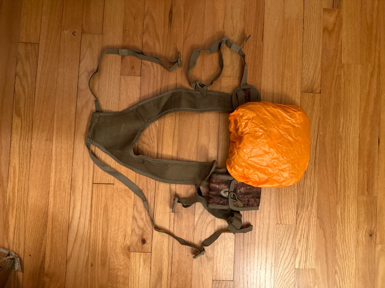 NEW VIEW Binocular Harness Chest Pack, Bino Case with Rangefinder Pouch and Rain Cover, Silent Chest Rig with 8 Pockets for Hunting, Hiking, Bird Watching customer photo 2