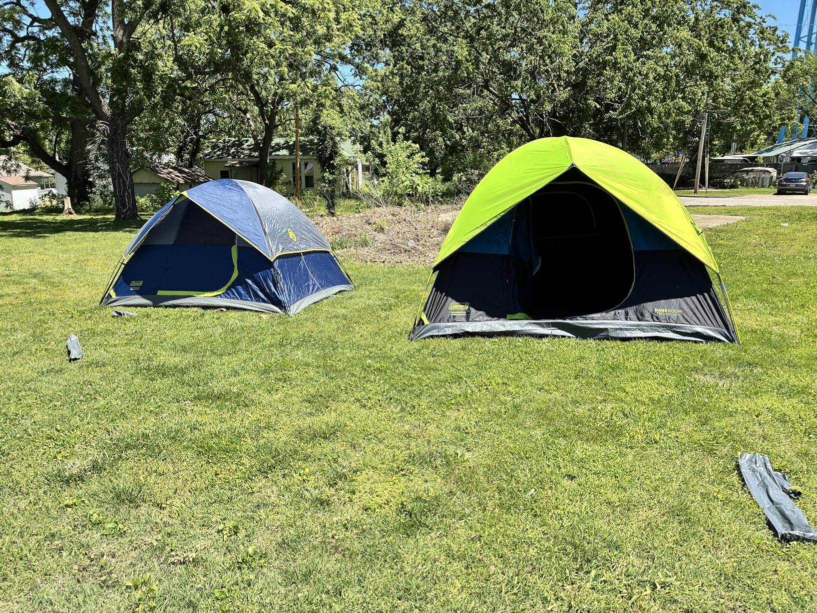 Coleman Sundome Dark Room 4/6 Person Tent, Blocks 90% of Sunlight to Keep Inside Cool, Weatherproof Tent with Rainfly Sets Up in Minutes customer photo 1