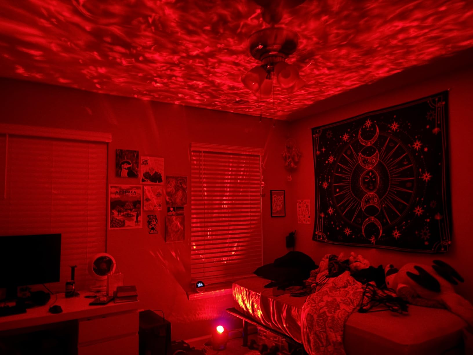 Govee Star Light Projector with 3 Aurora Flowing Effects, Works with Matter, Alexa and Google Assistant, 52 Scene Modes, 18 White Noise Options customer photo 1