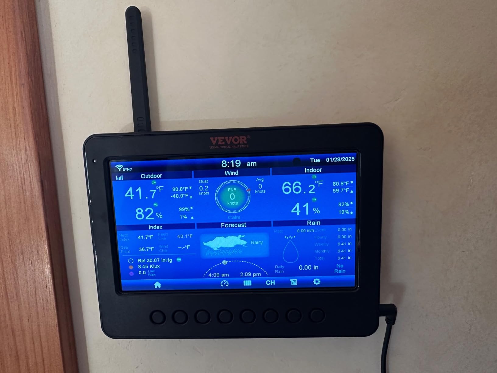 VEVOR 7-in-1 Wi-Fi Solar Self-Charging Weather Station with 7