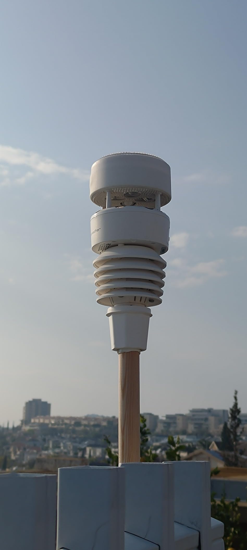 Ambient Weather WS-4000 Solar Powered UltraSonic Wi-Fi Weather Station customer photo 2